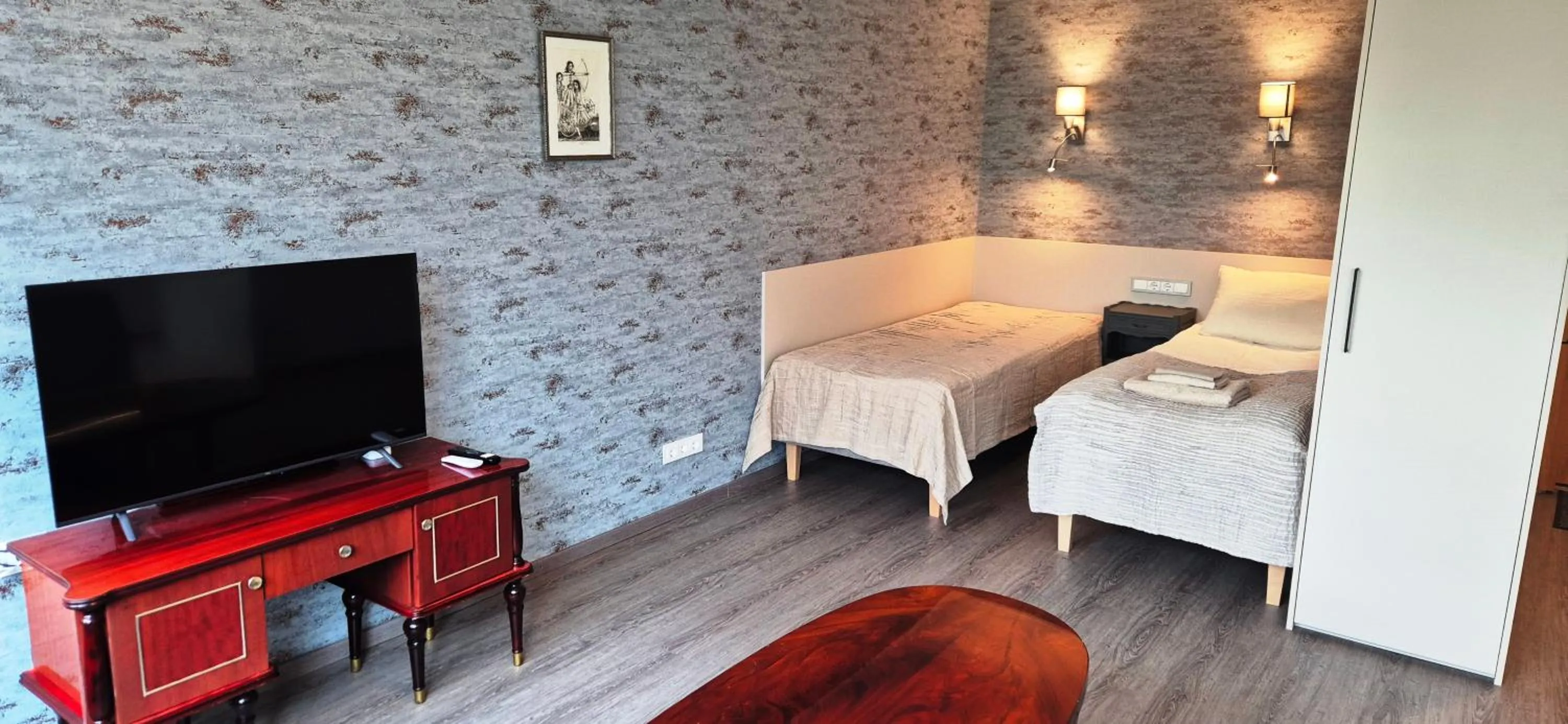 Bedroom, Bed in Hotel Jonapolis