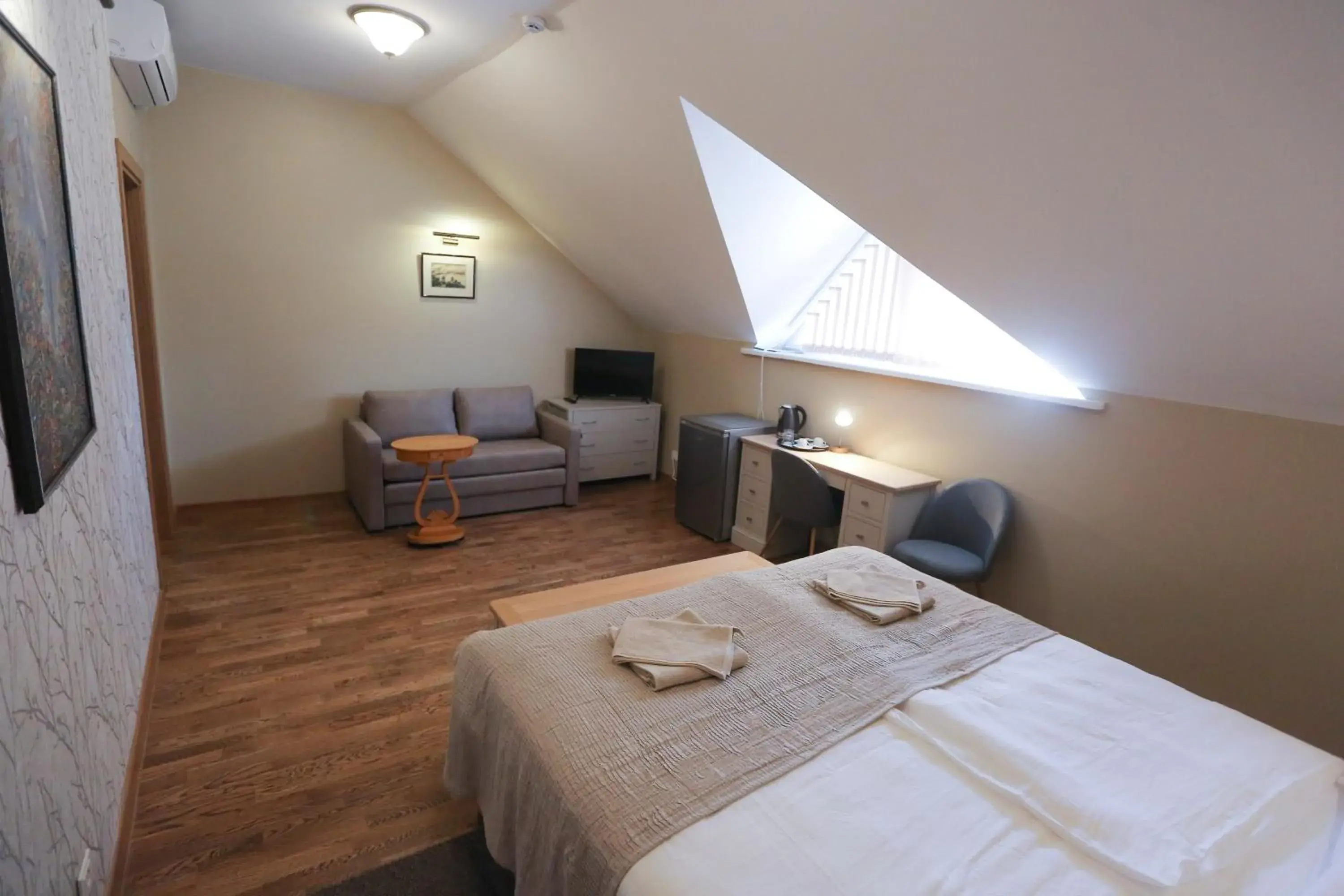 Double or Twin Room with Extra Bed - single occupancy in Hotel Jonapolis Double or Twin Room with Extra Bed - single occupancy in Hotel Jonapolis