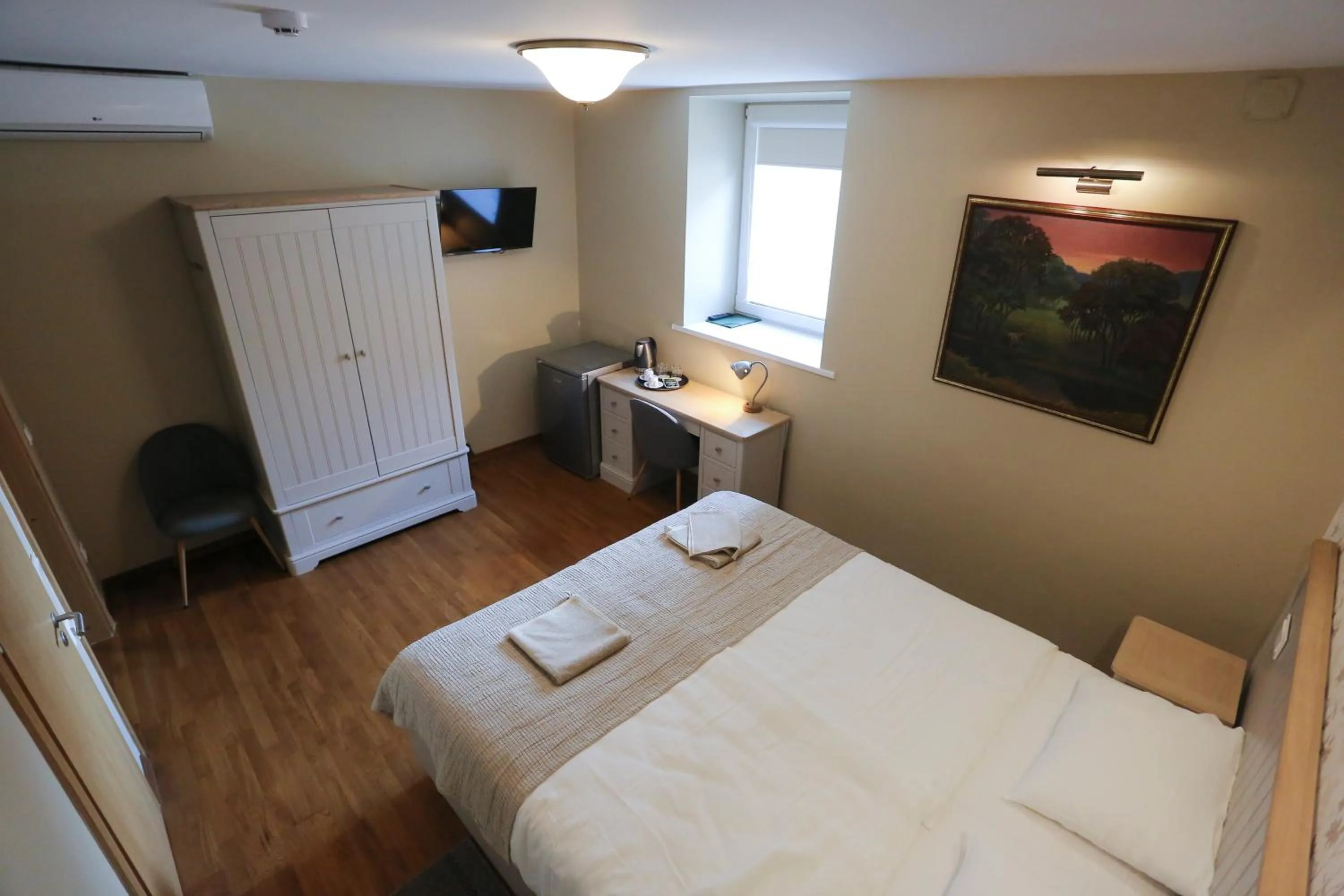 Photo of the whole room, Bed in Hotel Jonapolis