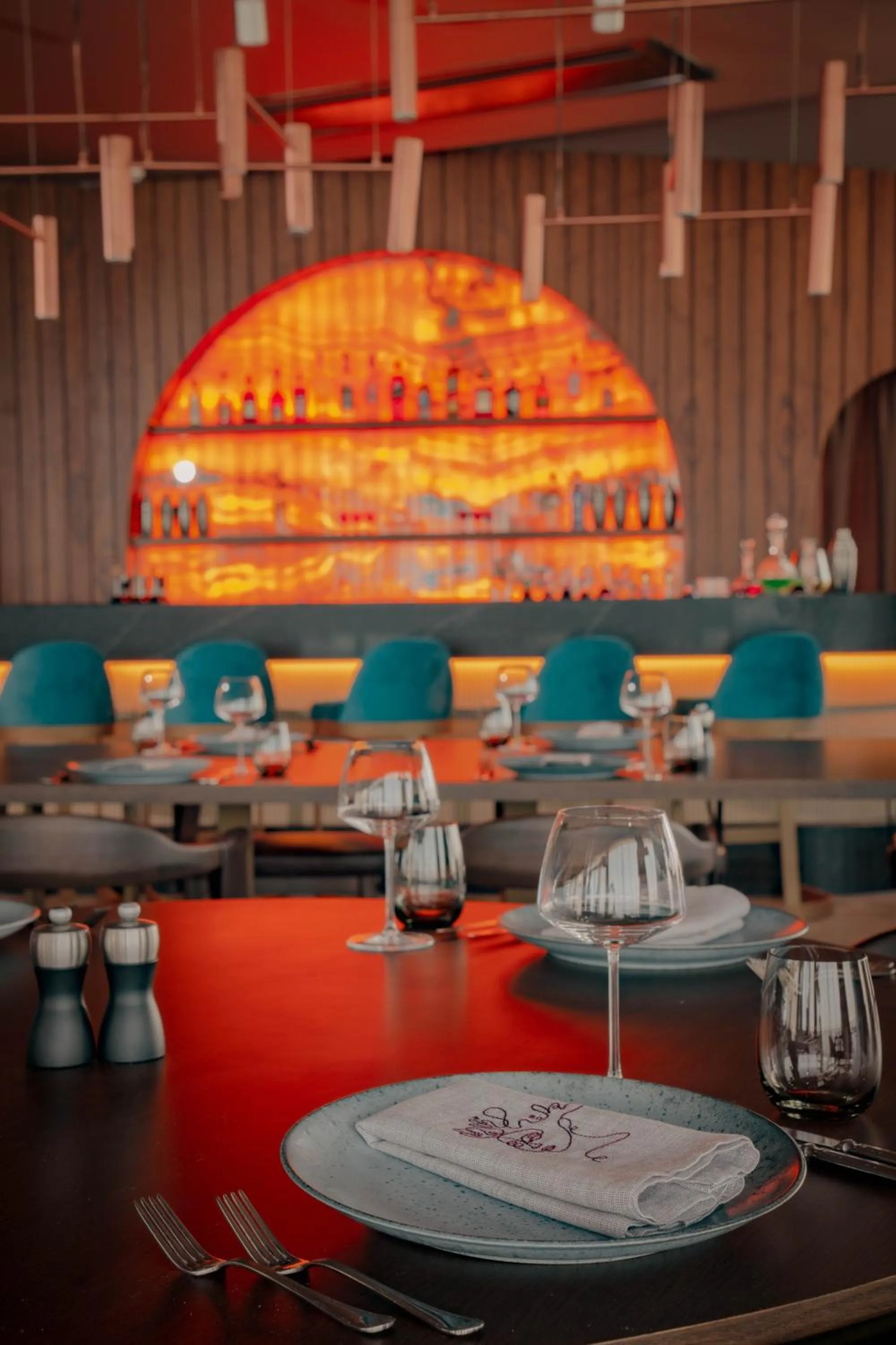 Restaurant/places to eat in Liu Resorts