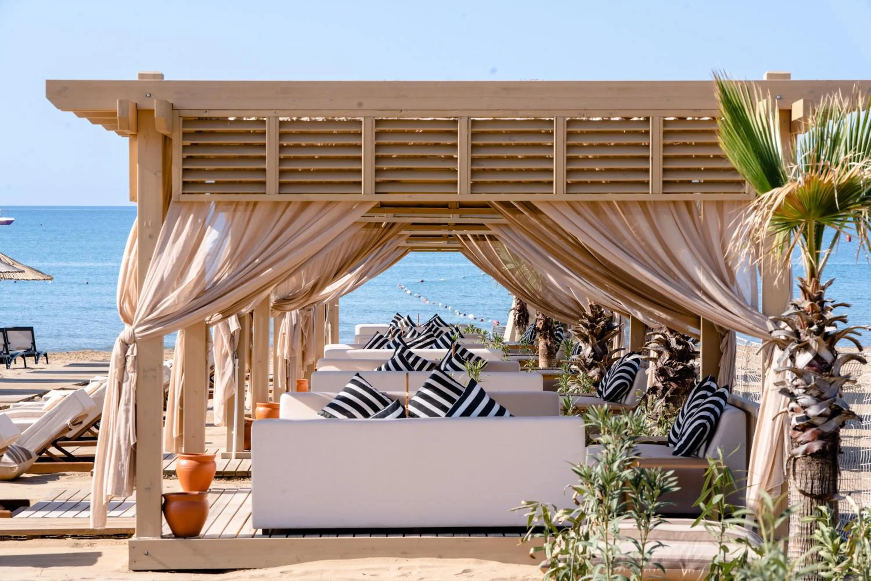 Beach in Liu Resorts