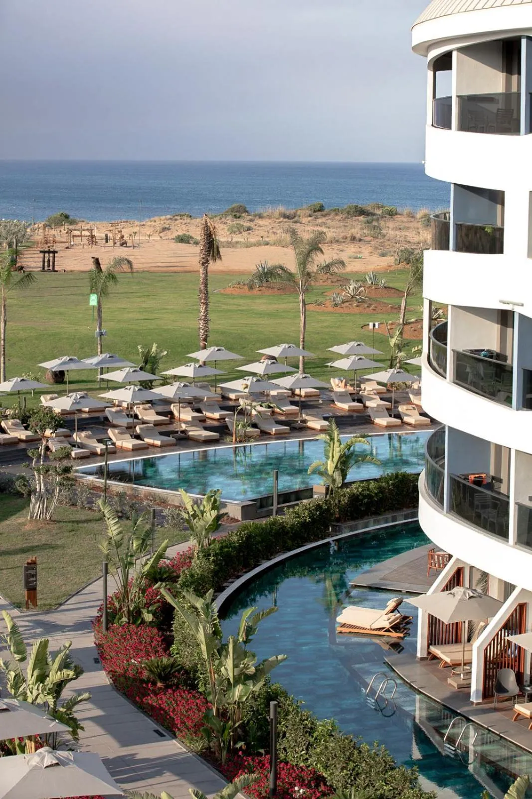 Property building in Liu Resorts