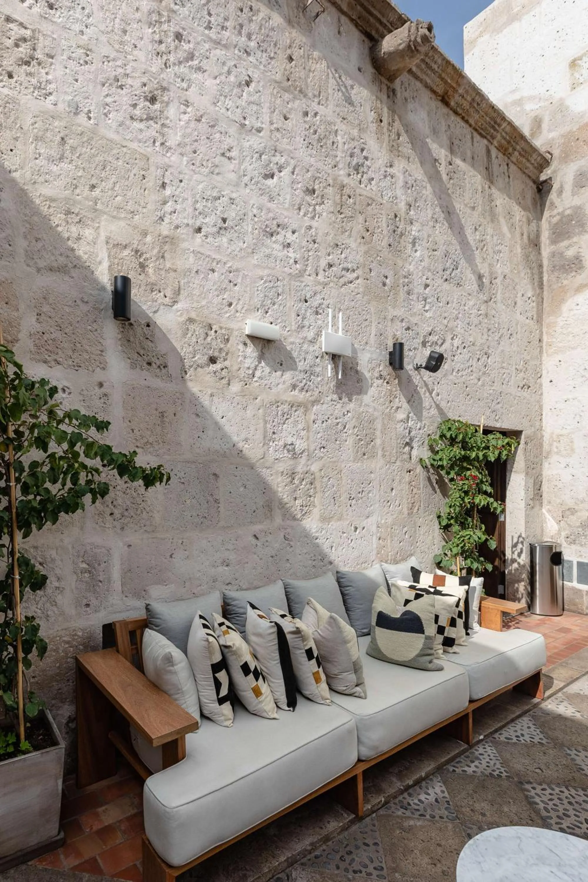 Restaurant/places to eat in Hampton by Hilton Arequipa