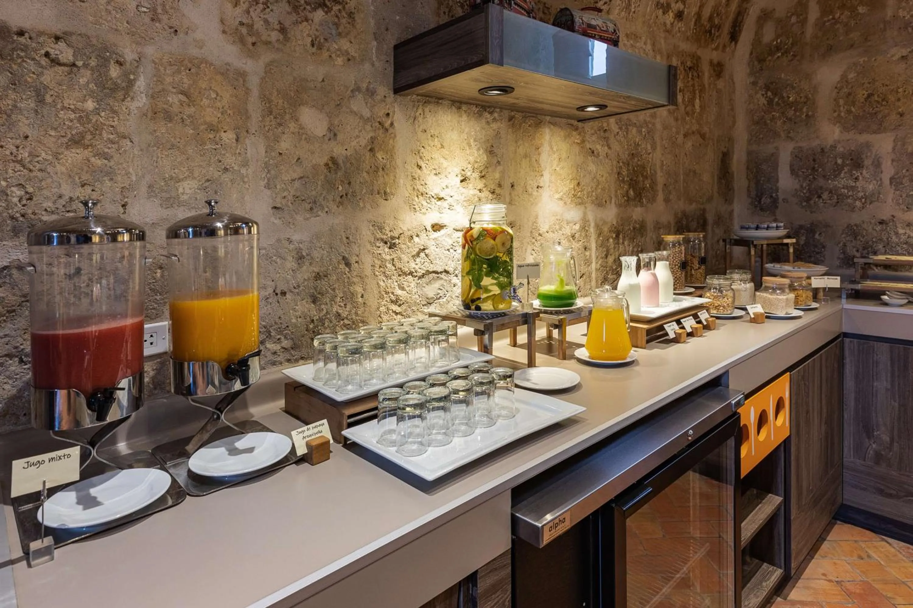 Breakfast in Hampton by Hilton Arequipa