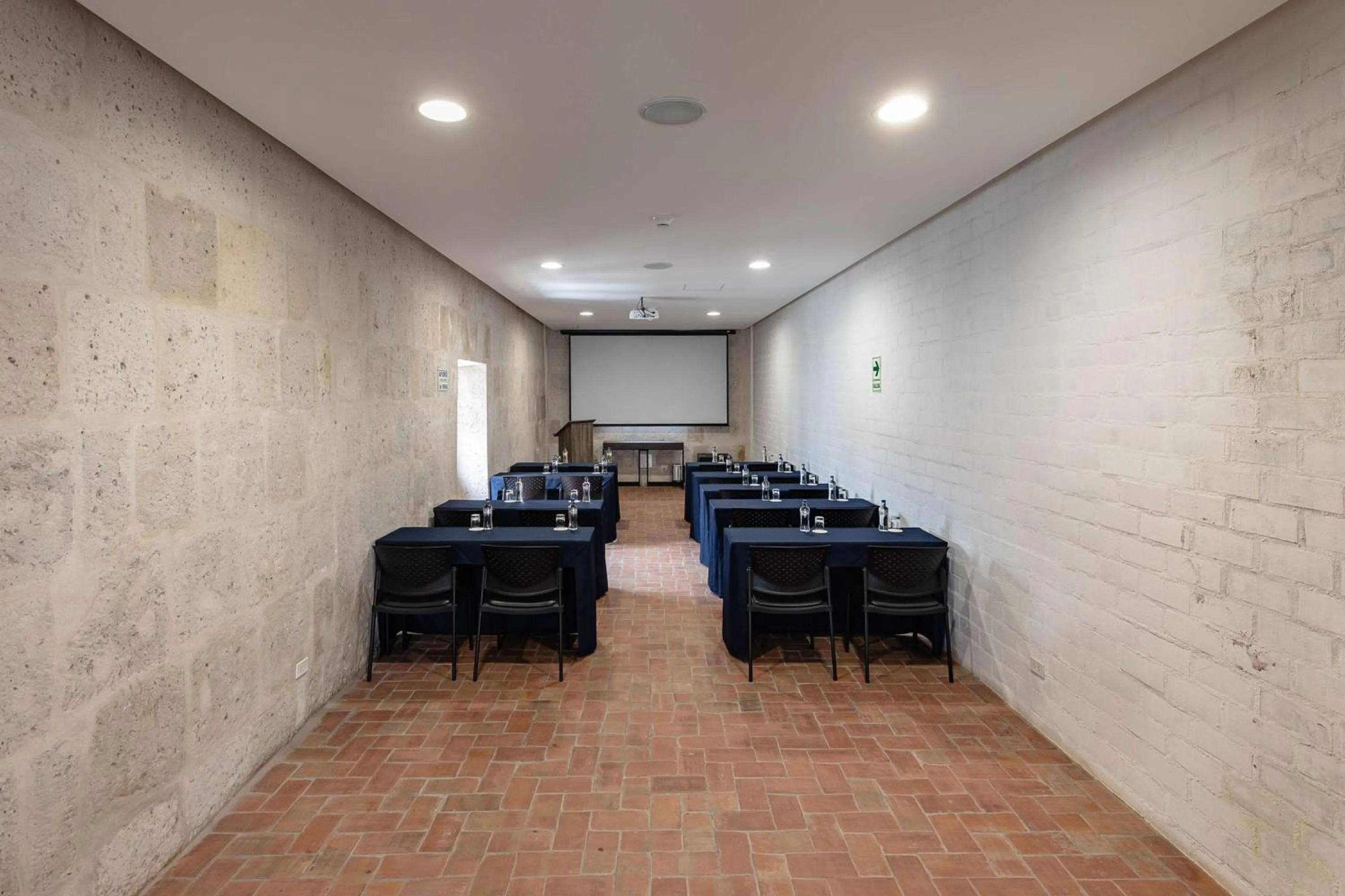 Meeting/conference room in Hampton by Hilton Arequipa