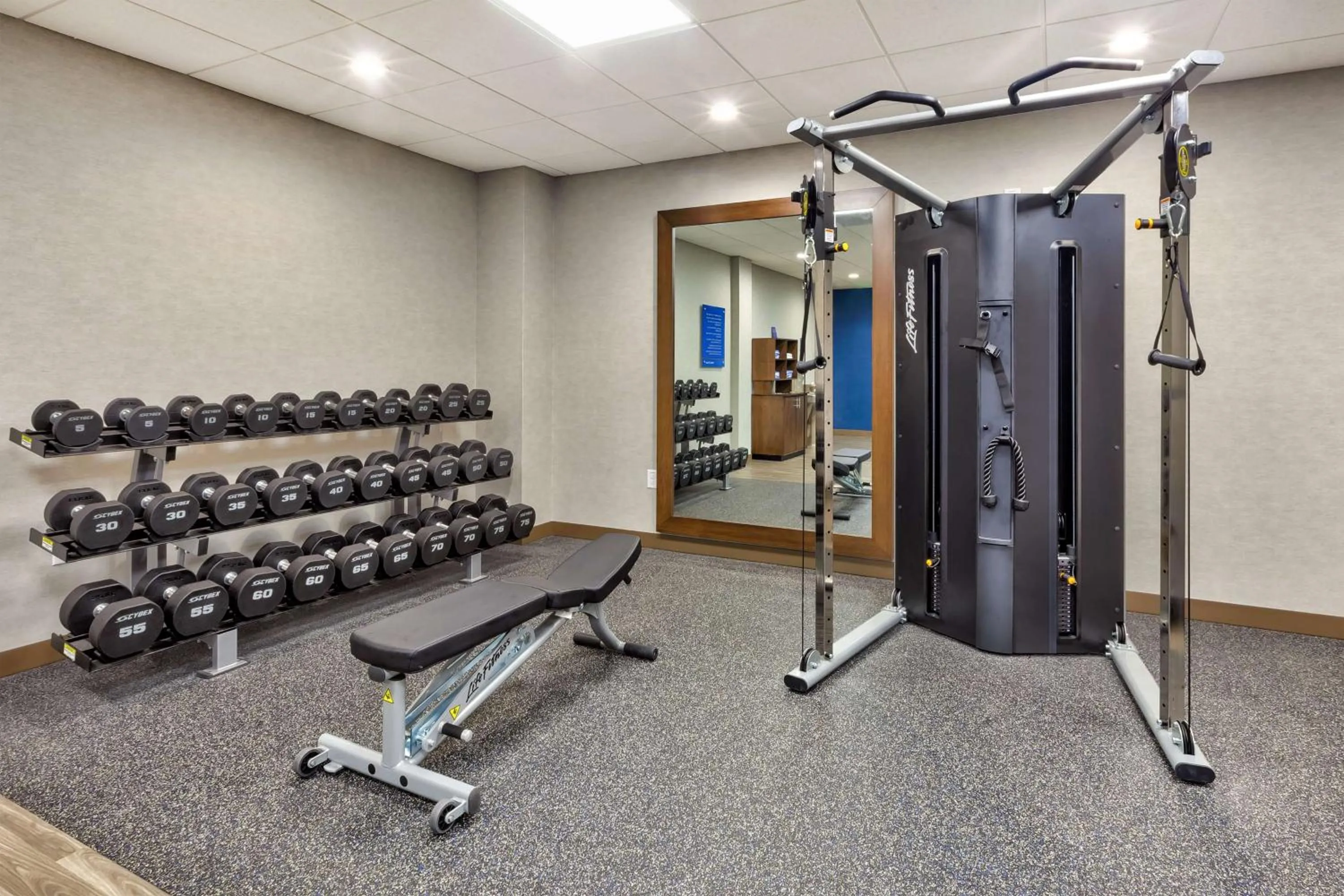 Fitness centre/facilities in Hampton Inn Danville, Va