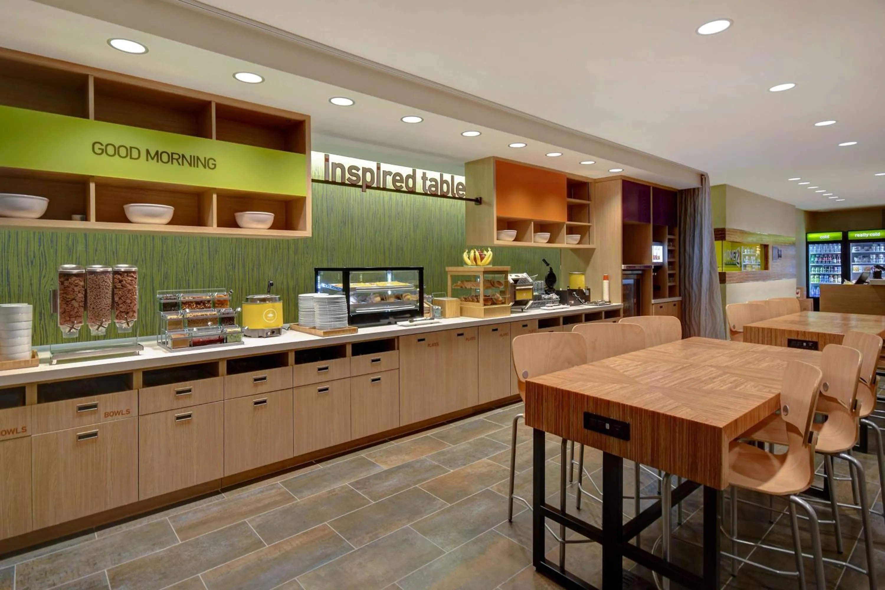 Breakfast in Home2 Suites East Hanover, NJ