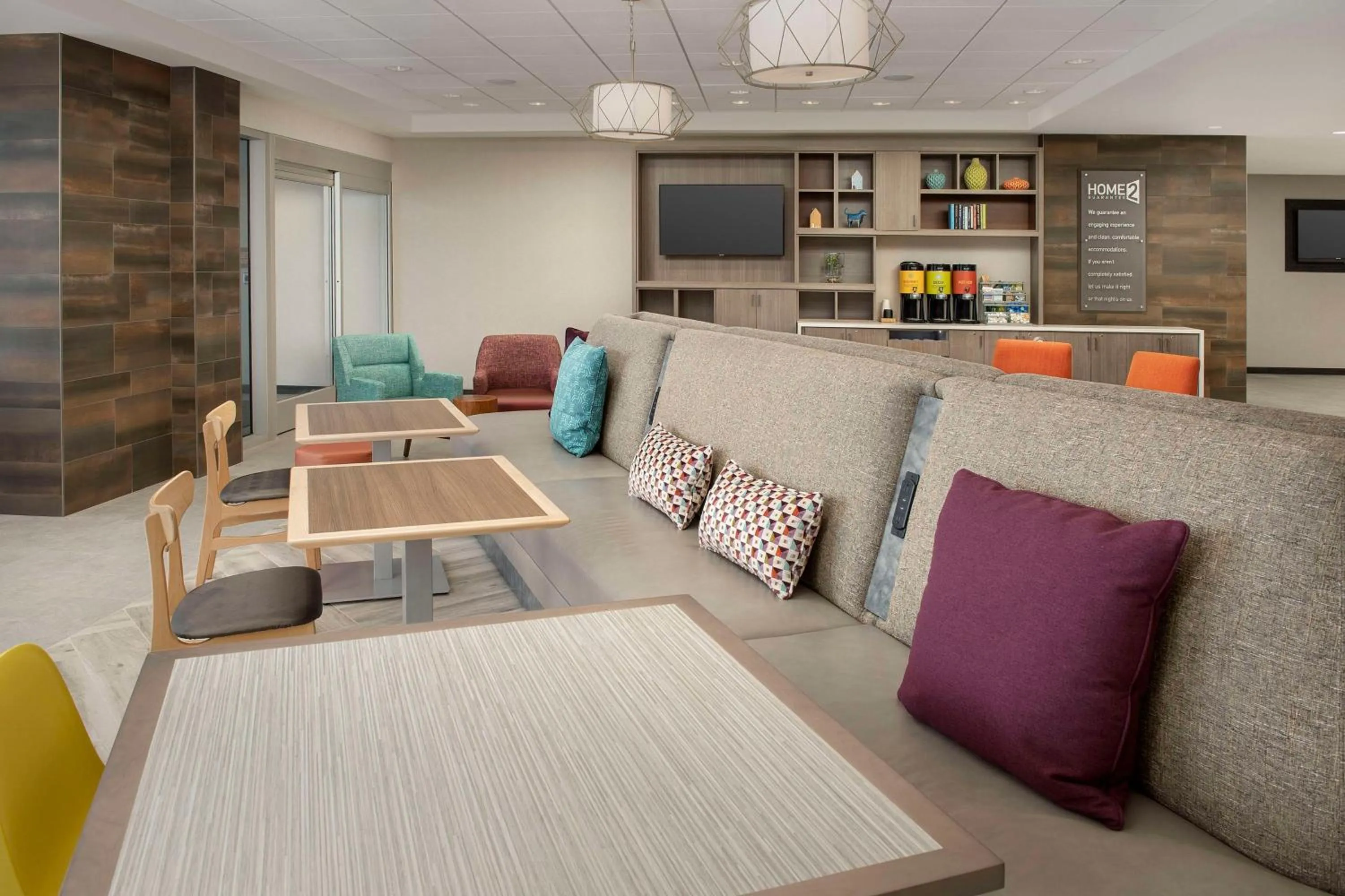 Lobby or reception in Home2 Suites by Hilton Fort Myers Airport