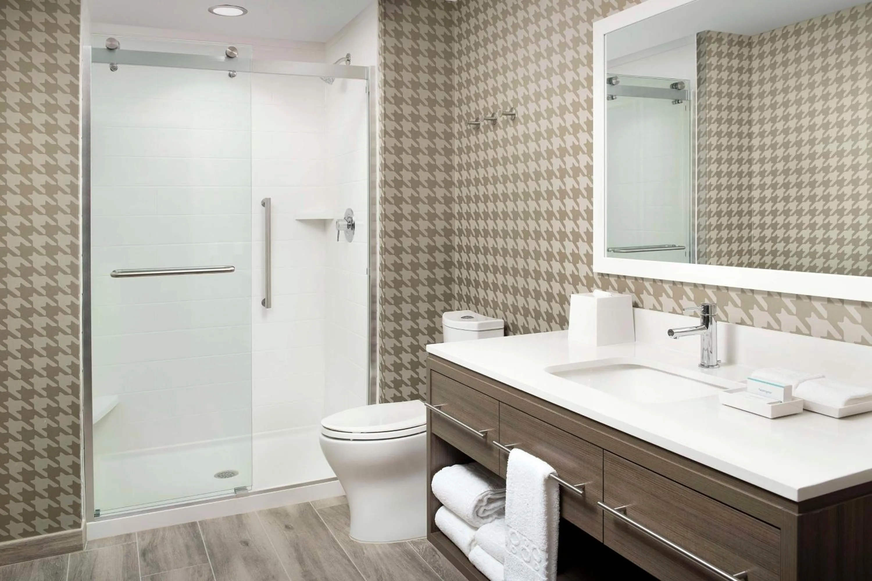 Bathroom in Home2 Suites by Hilton Fort Myers Airport