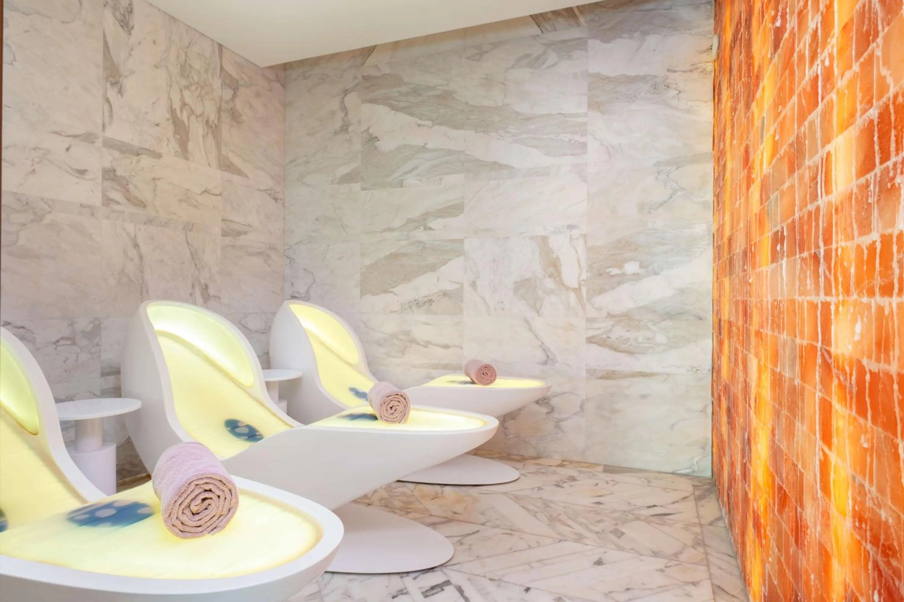 Spa and wellness centre/facilities in Waldorf Astoria Kuwait