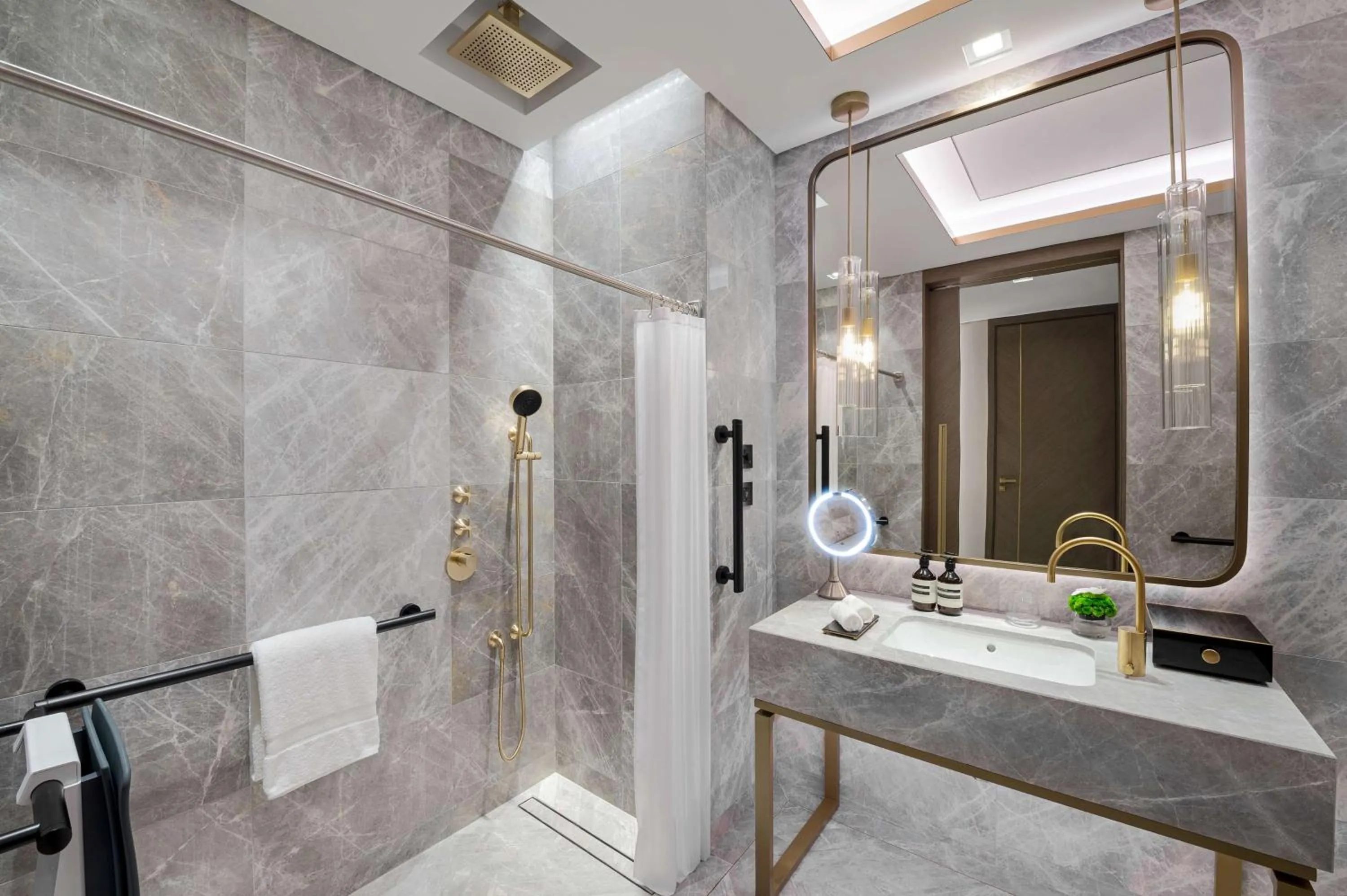 Bathroom in Waldorf Astoria Kuwait