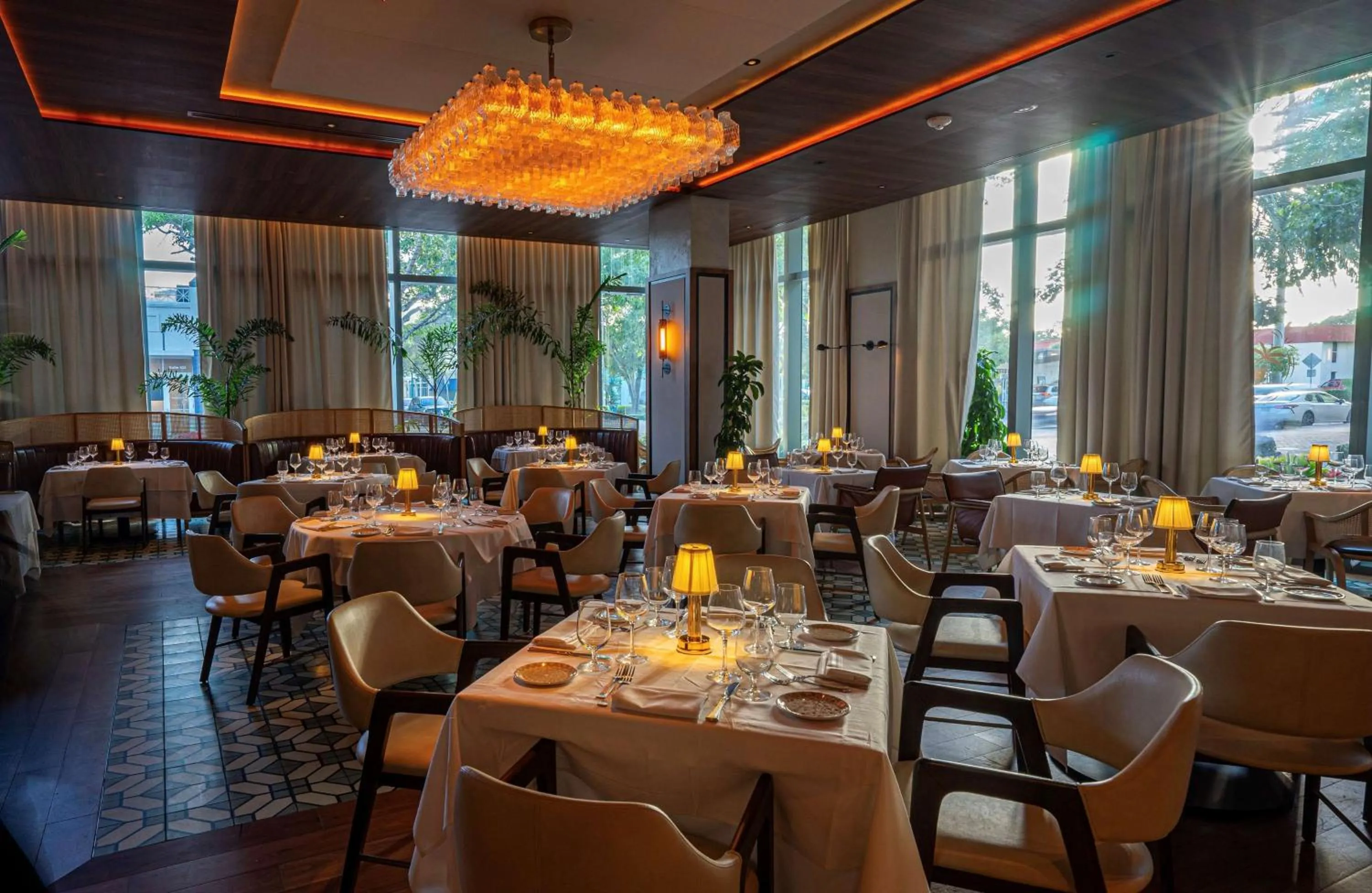 Restaurant/places to eat in The Ray Hotel Delray Beach, Curio Collection By Hilton