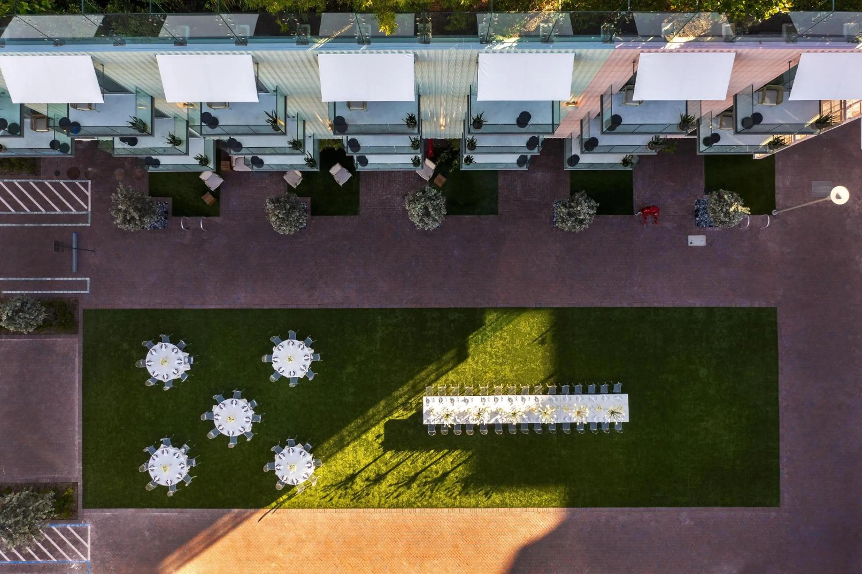 Meeting/conference room in The Ray Hotel Delray Beach, Curio Collection By Hilton