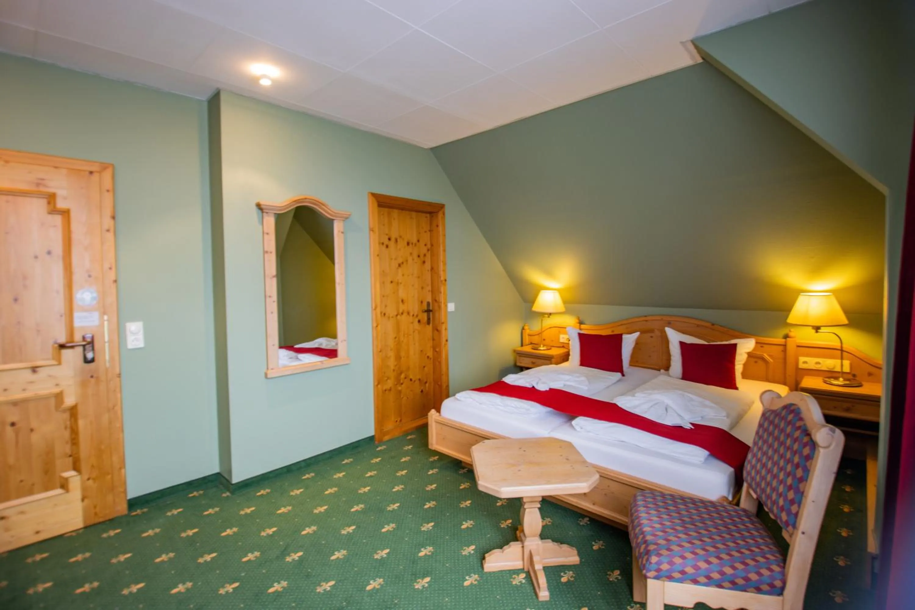 Photo of the whole room, Bed in Hotel Schloss Nebra