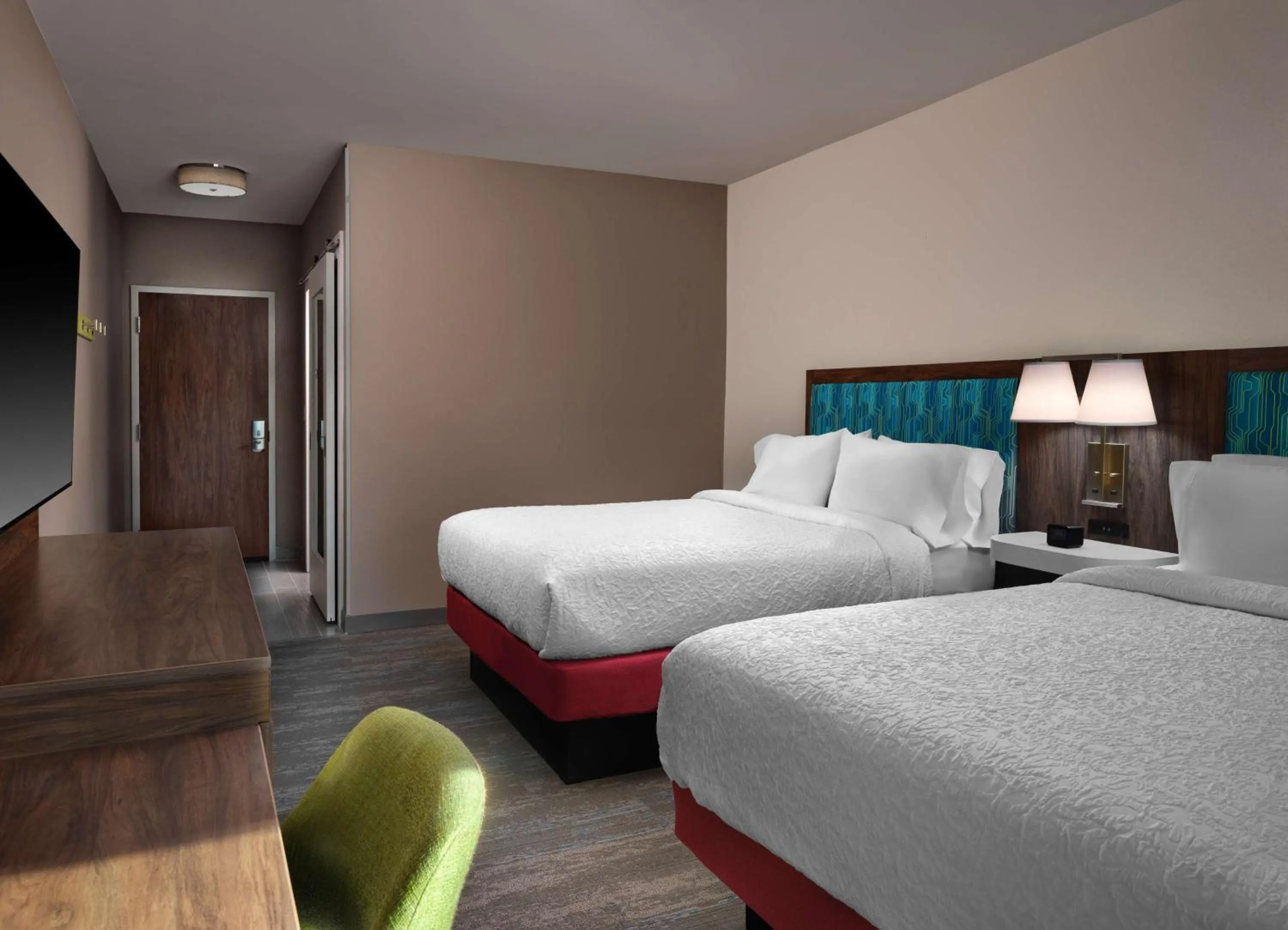 Bed in Hampton Inn Pinellas Park St Petersburg, Fl