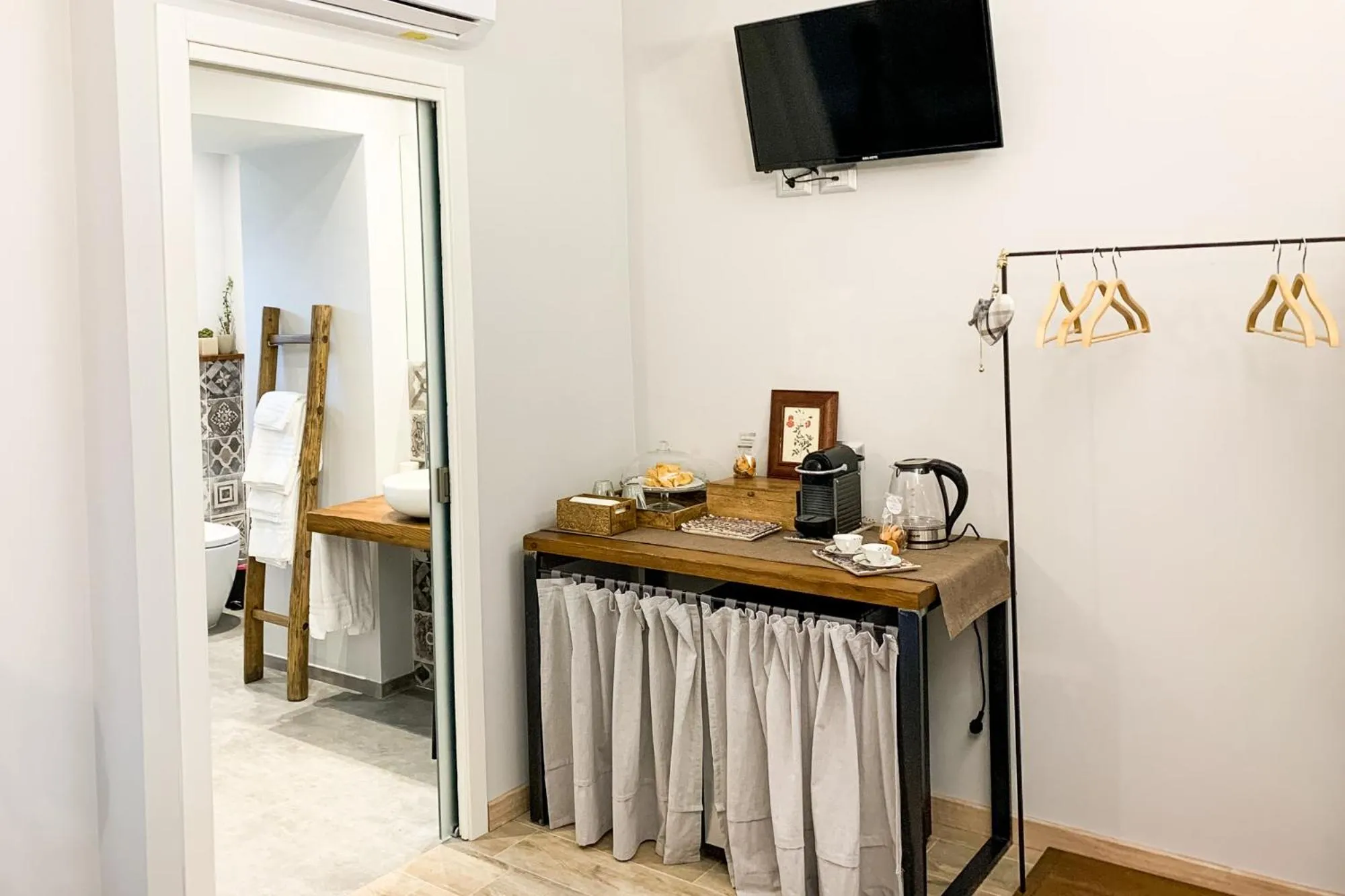 TV and multimedia in Locanda Vecchio Cipresso