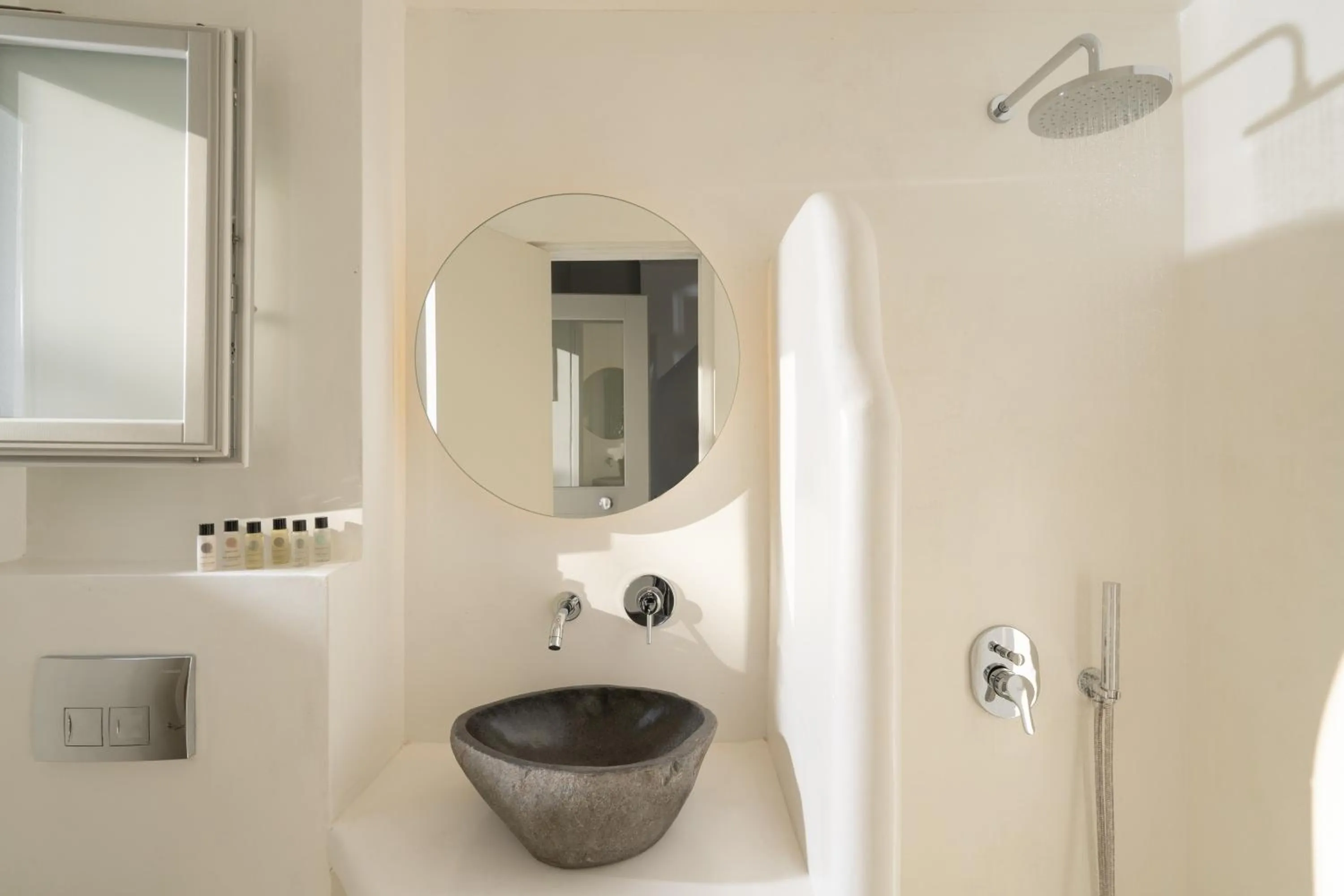 Bathroom in Canyon Santorini