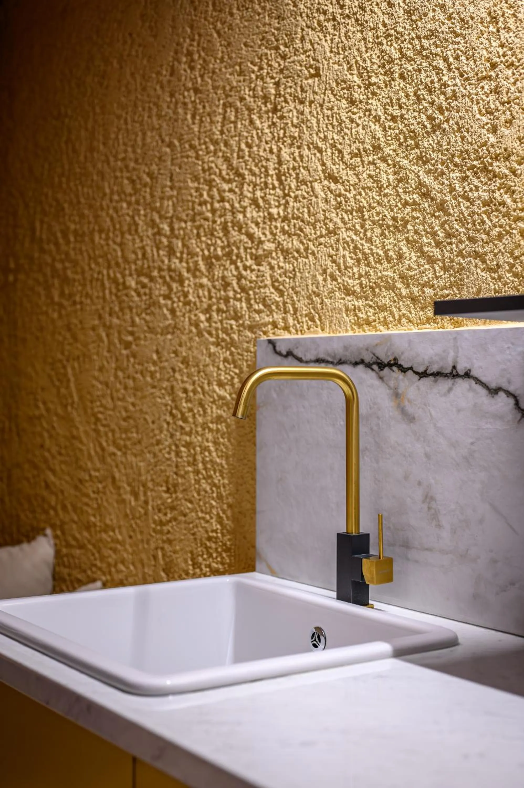 Kitchen or kitchenette in Canyon Santorini