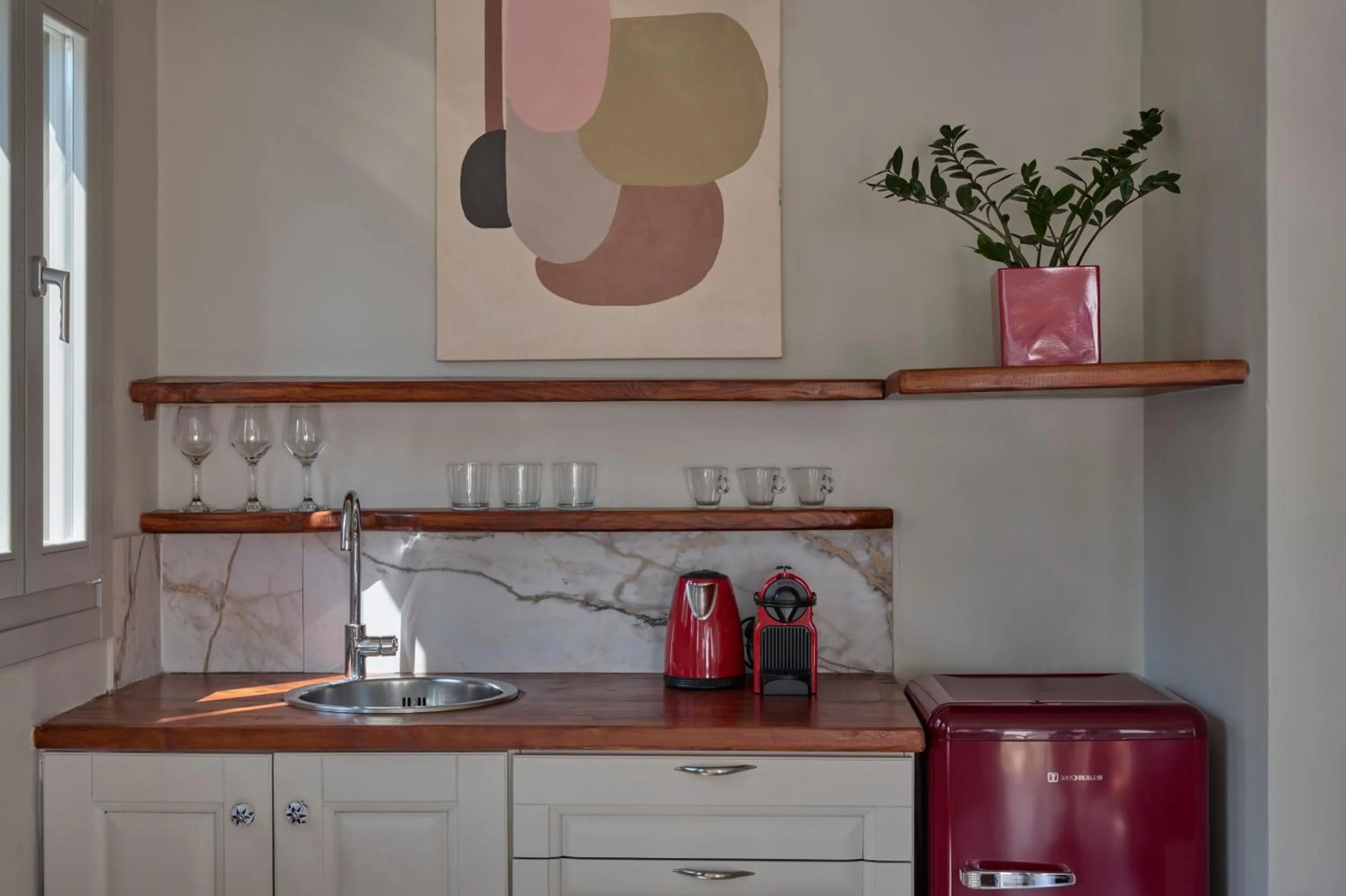 Dining area in Canyon Santorini