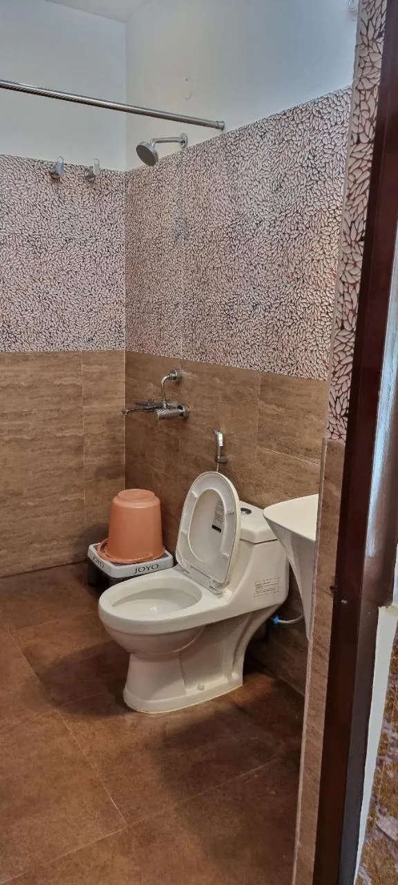 Bathroom in HOTEL SHREESH (NEIL)