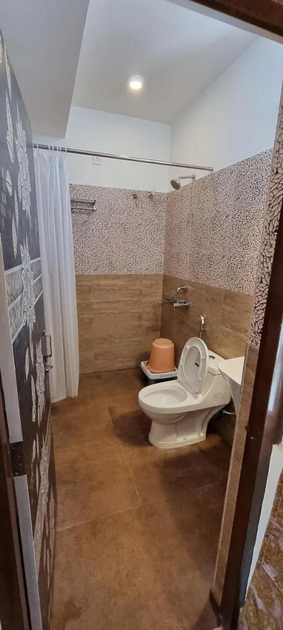 Bathroom in HOTEL SHREESH (NEIL)