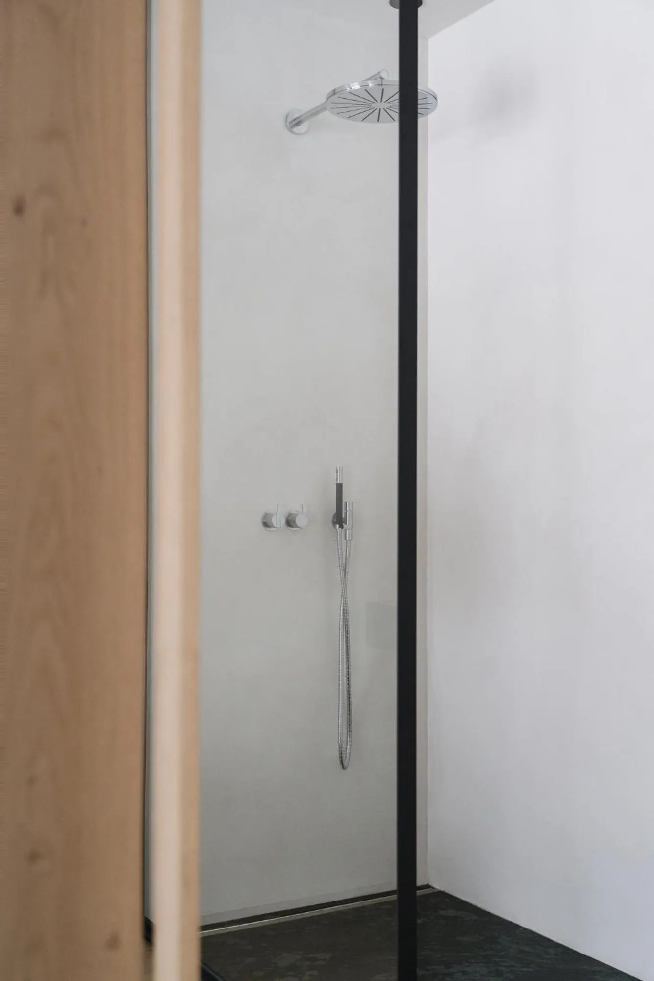 Bathroom in zelloon boutique hotel