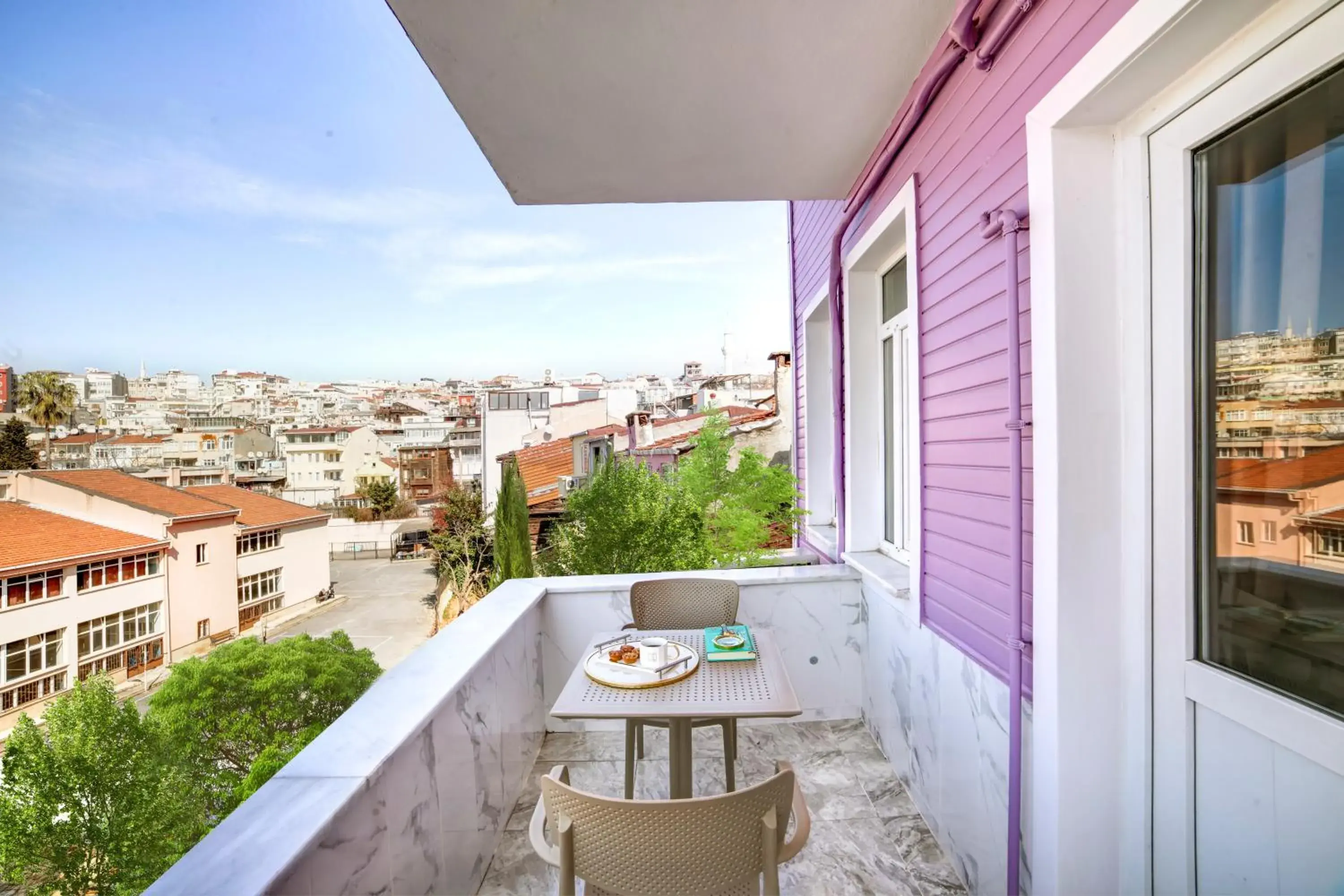 Apartment with Balcony in SEVEN ROSES APART HOTEL Apartment with Balcony in SEVEN ROSES APART HOTEL