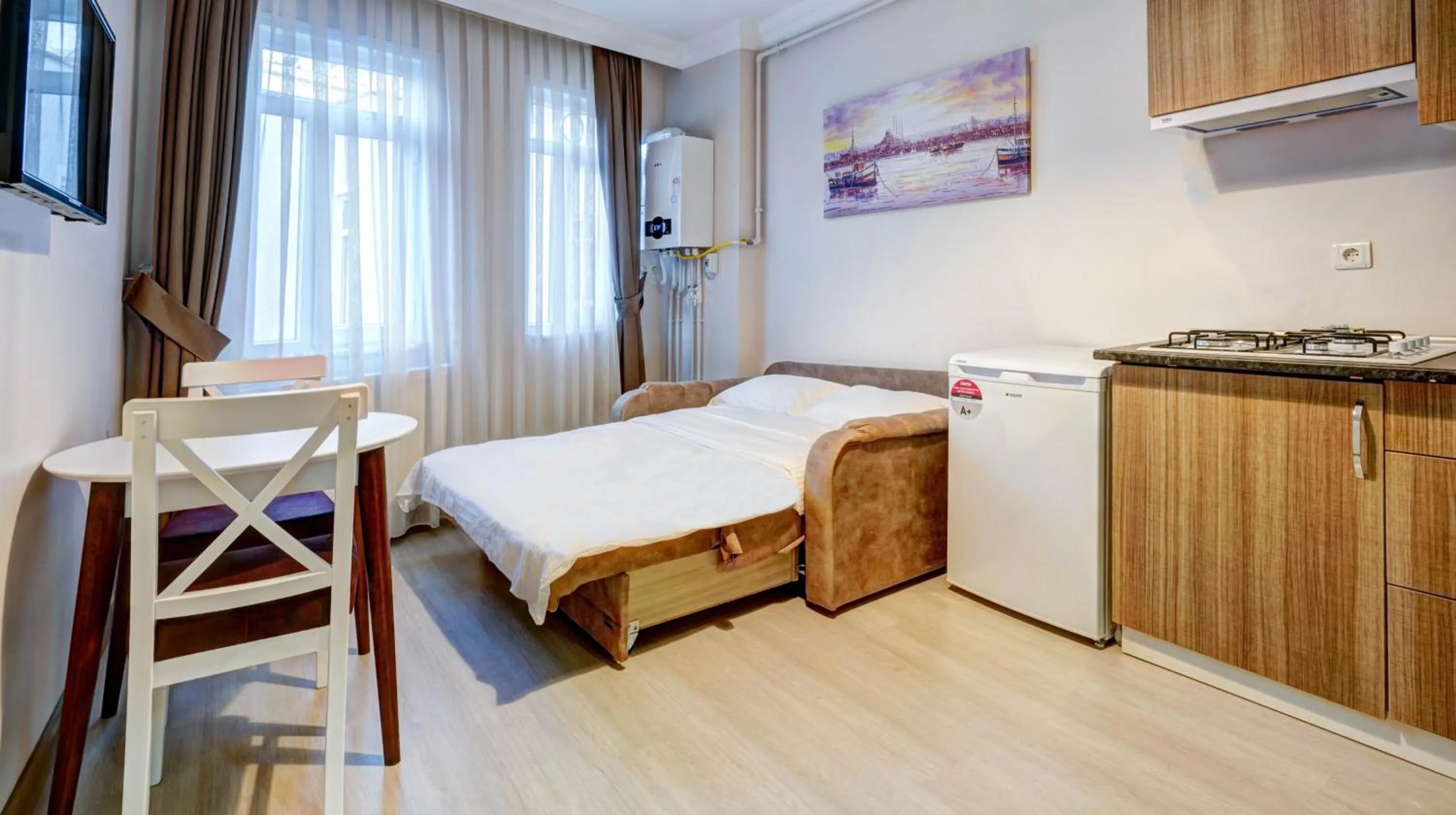 TV and multimedia, Bed in SEVEN ROSES APART HOTEL