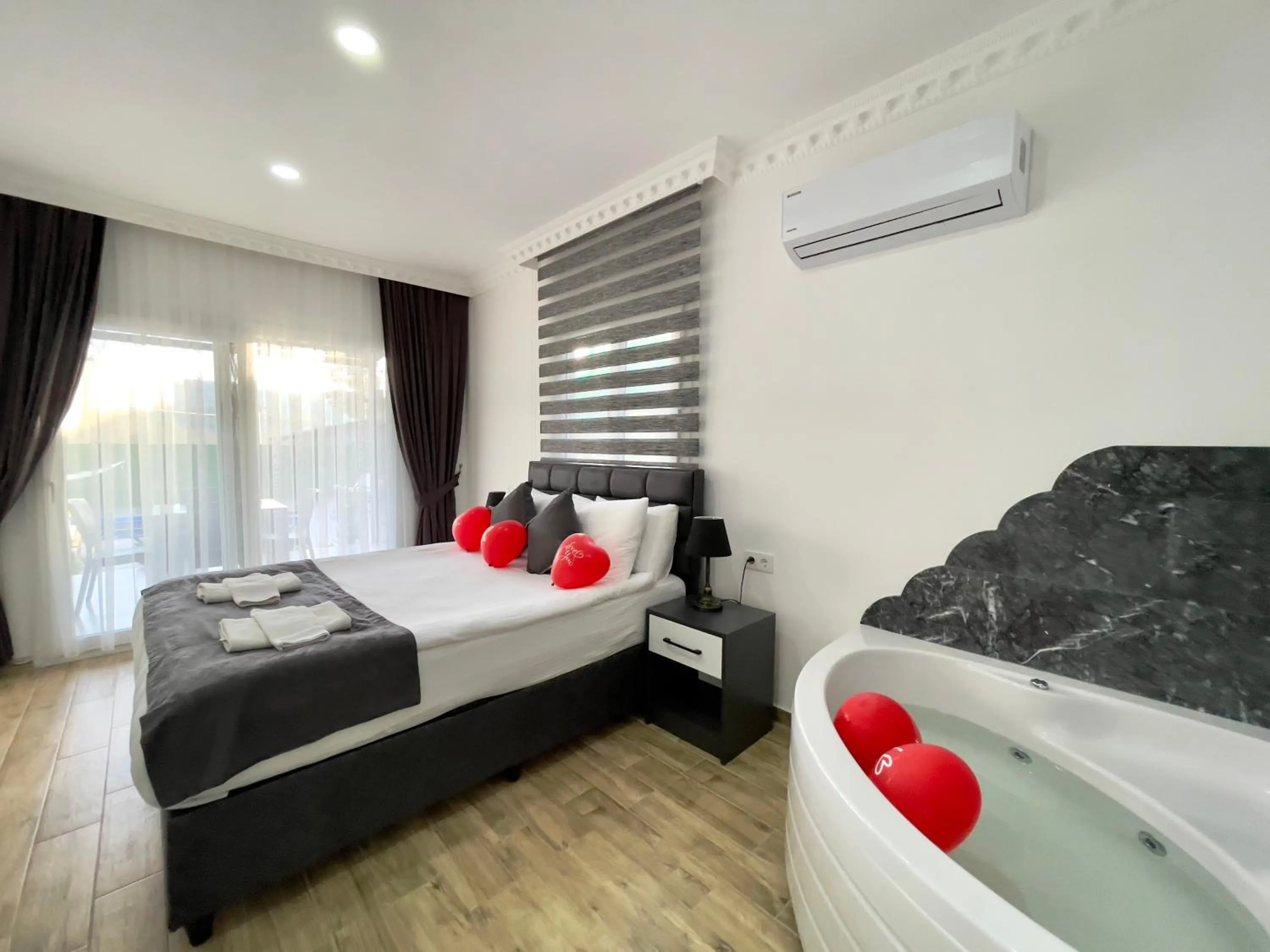 Bed in Santana Gocek