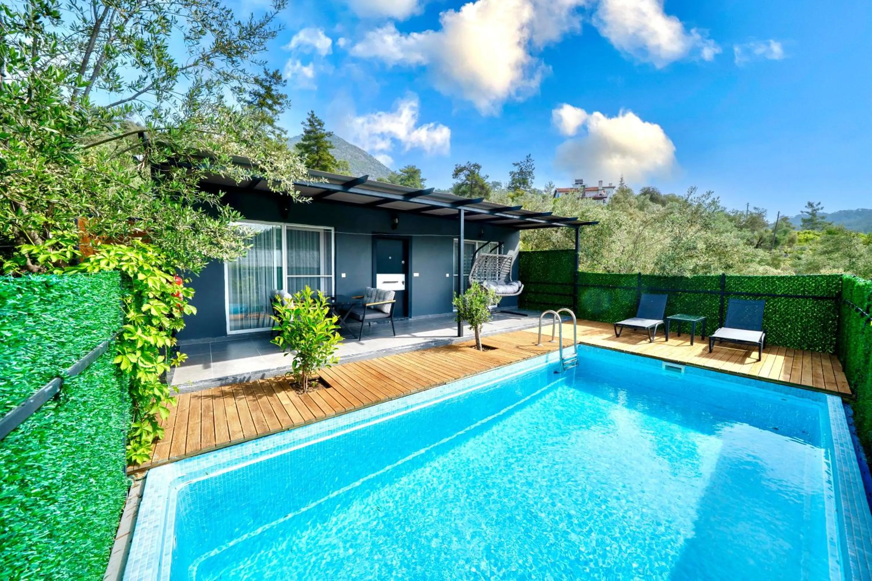 Property building in Santana Gocek