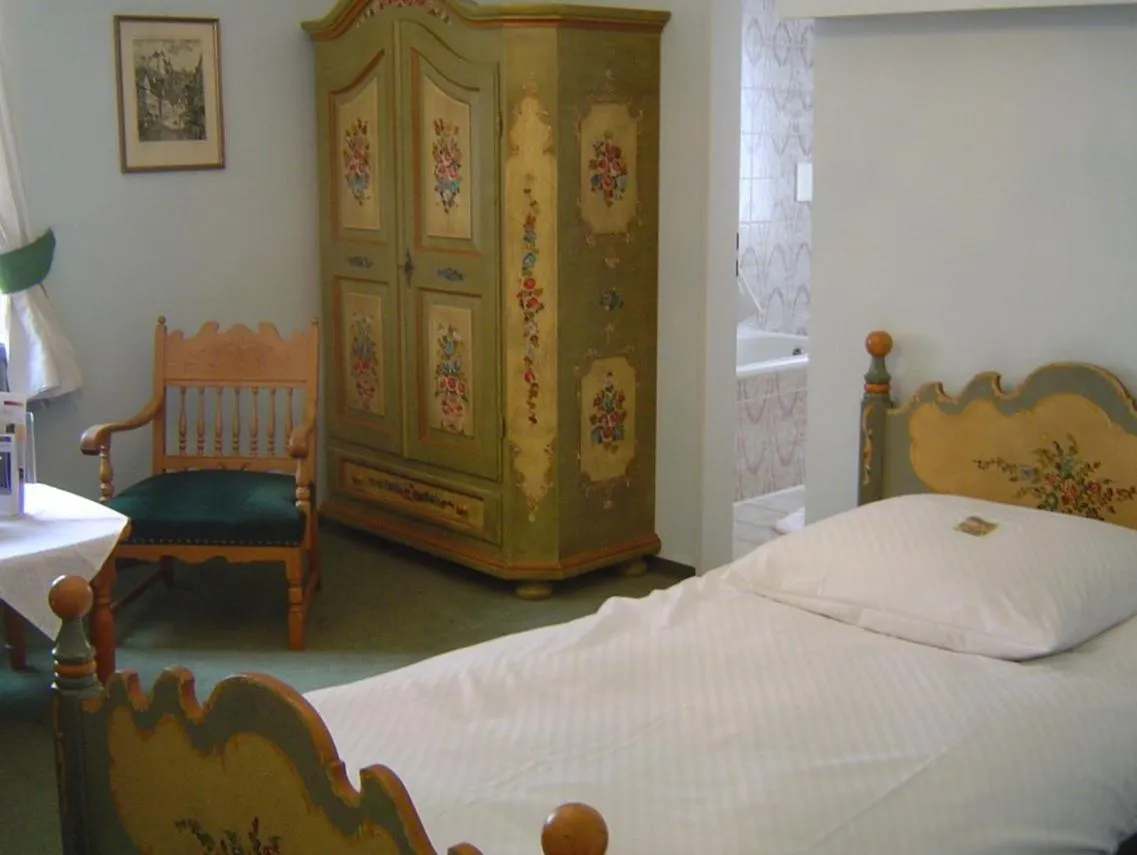 Bed in Hotel Alte Post