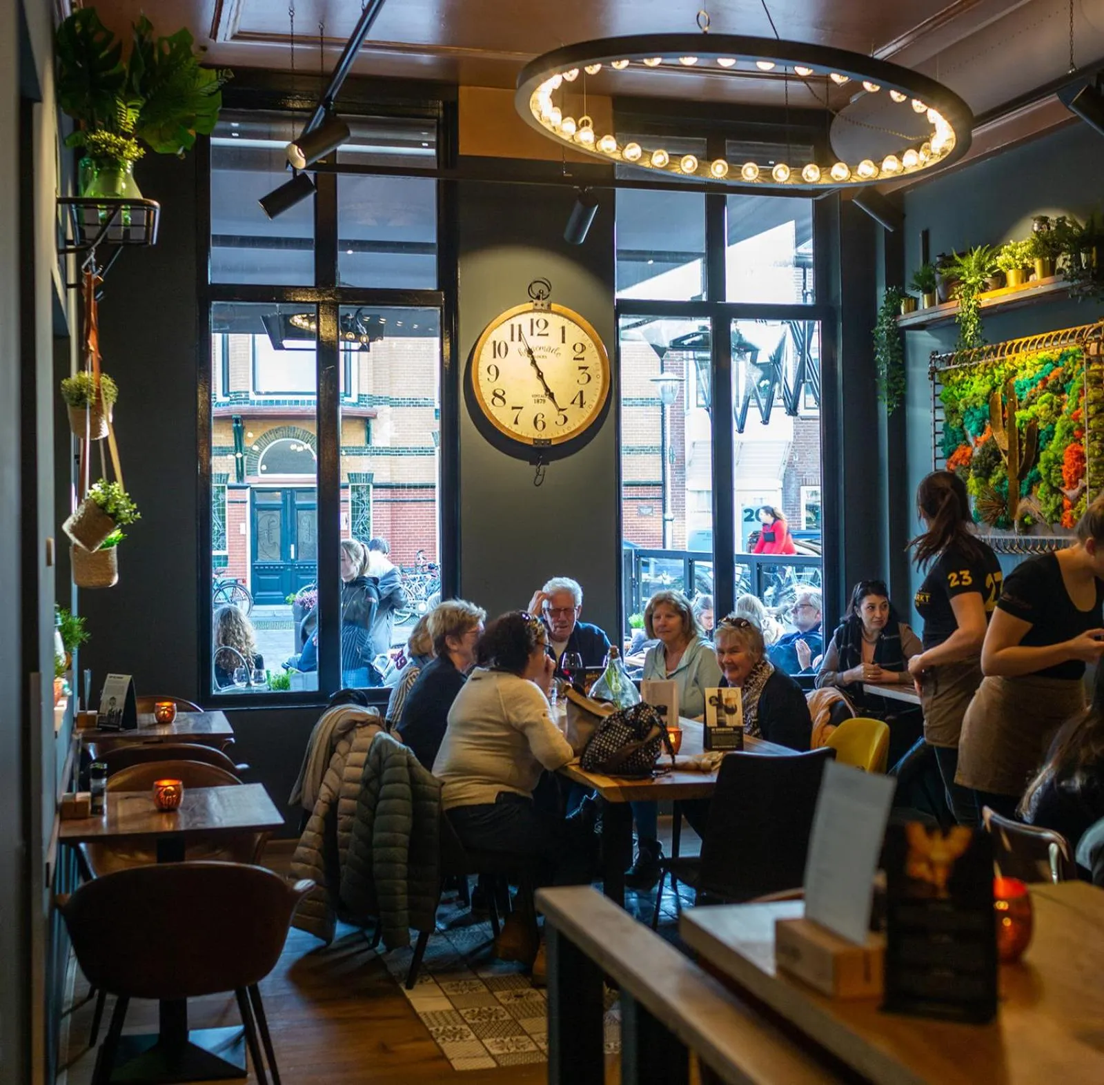 Restaurant/places to eat in Hotel Markt23