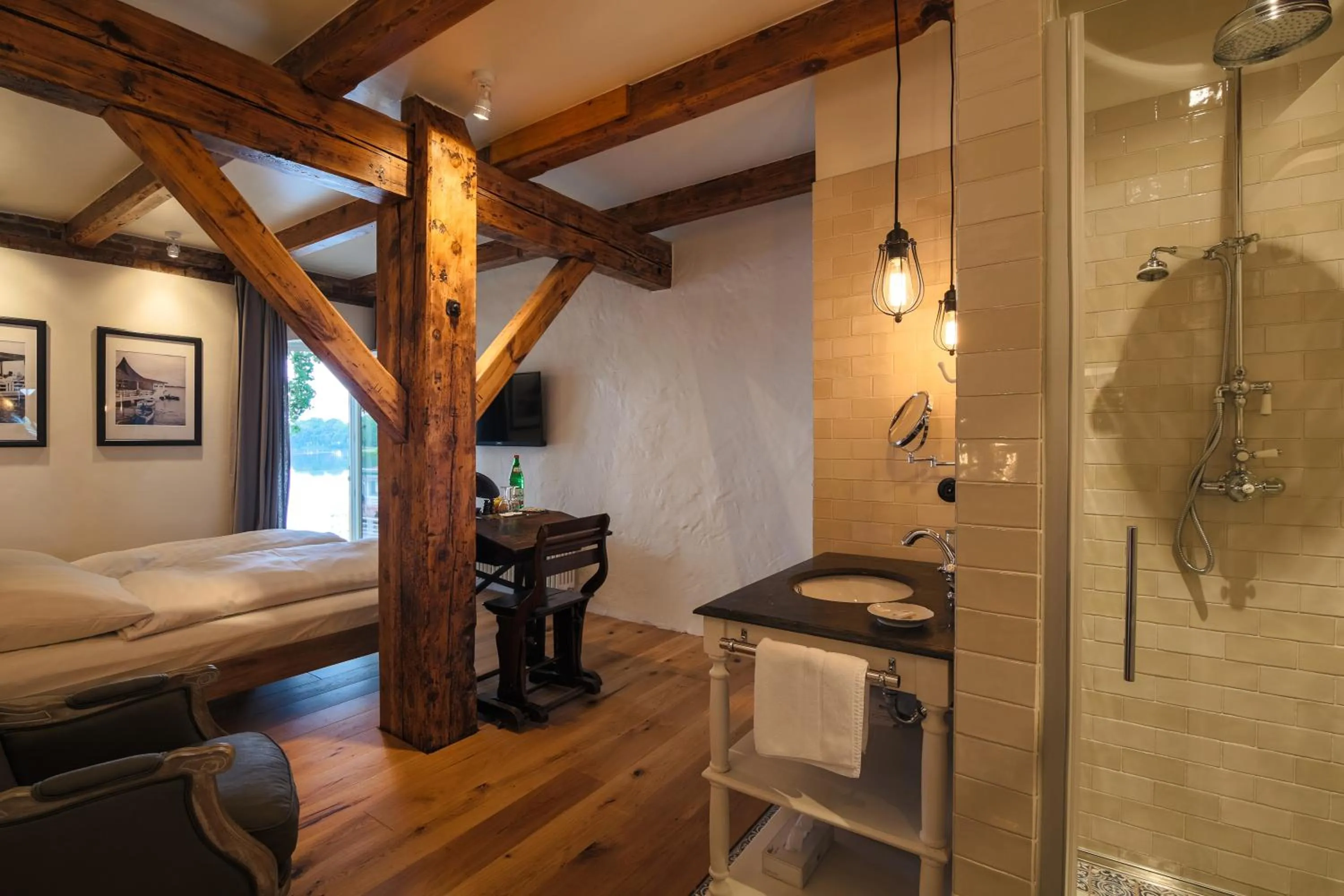 Shower in Bokel-Mühle am See