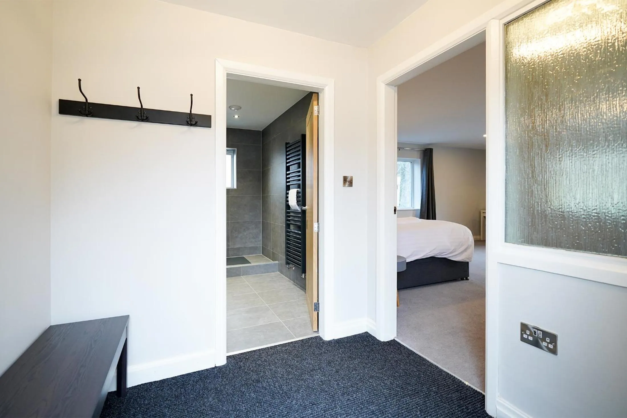 Facade/entrance, Bed in Cheshire Mews