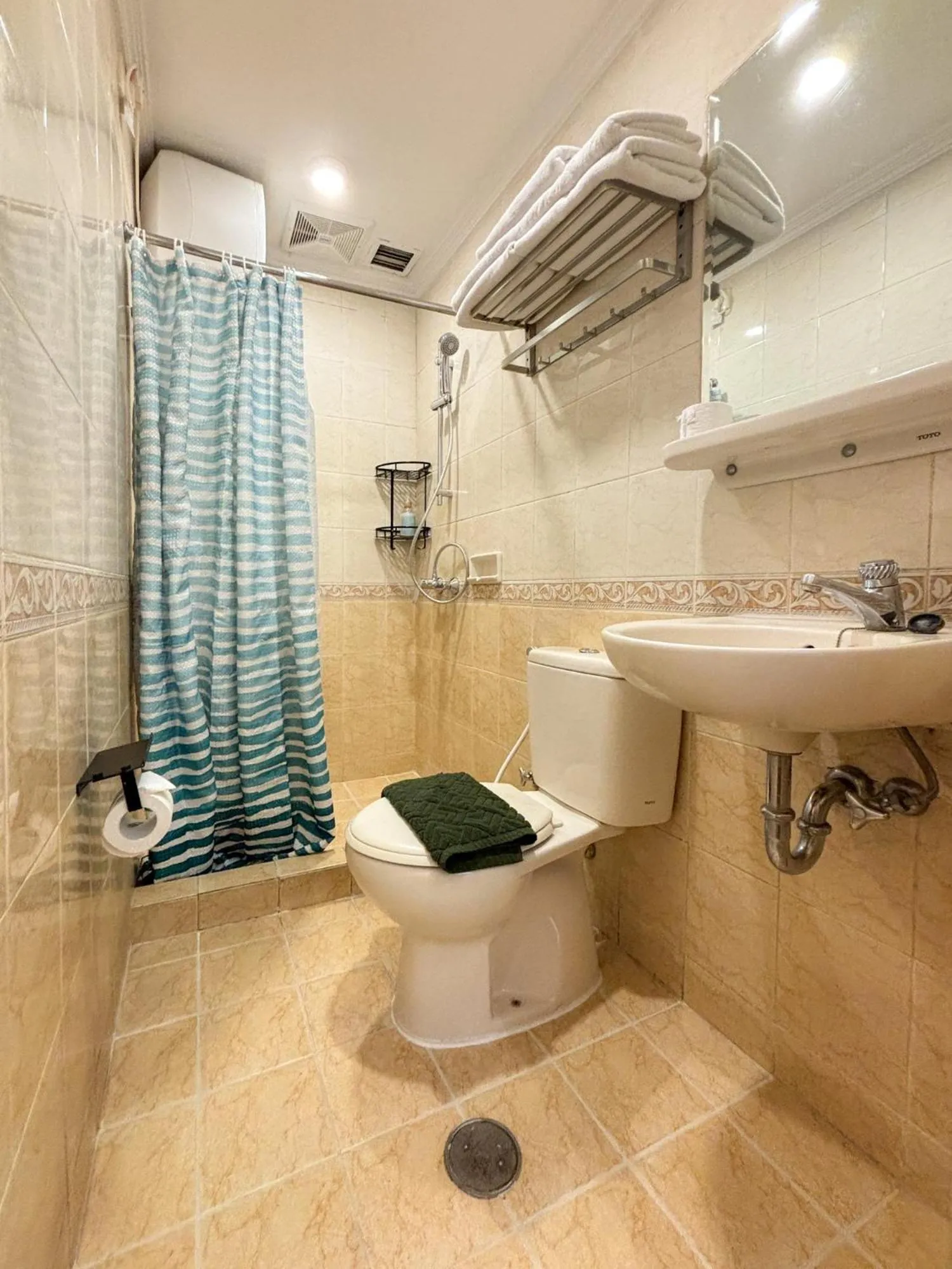 youre at - The Majesty Apartment