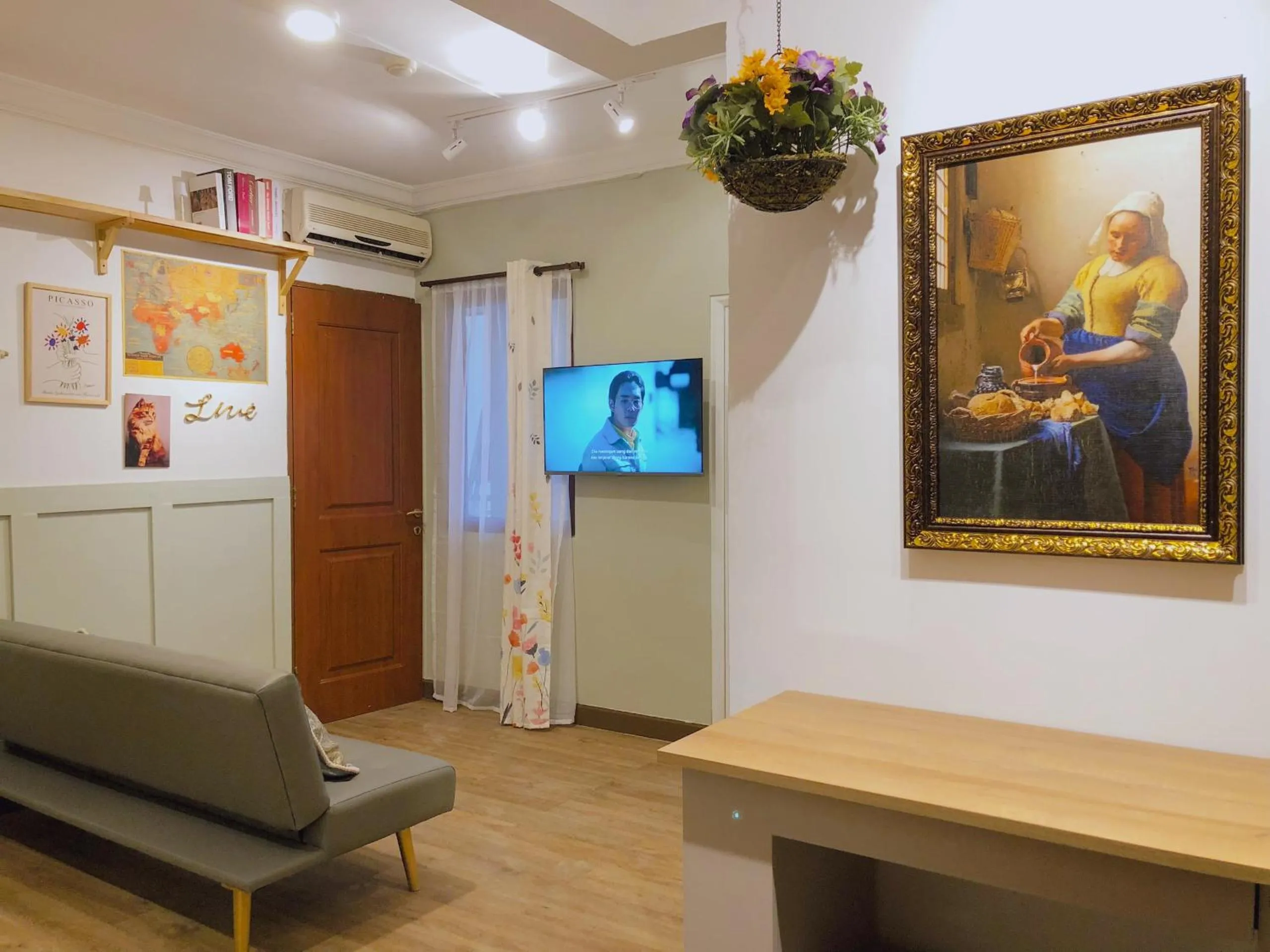 youre at - The Majesty Apartment