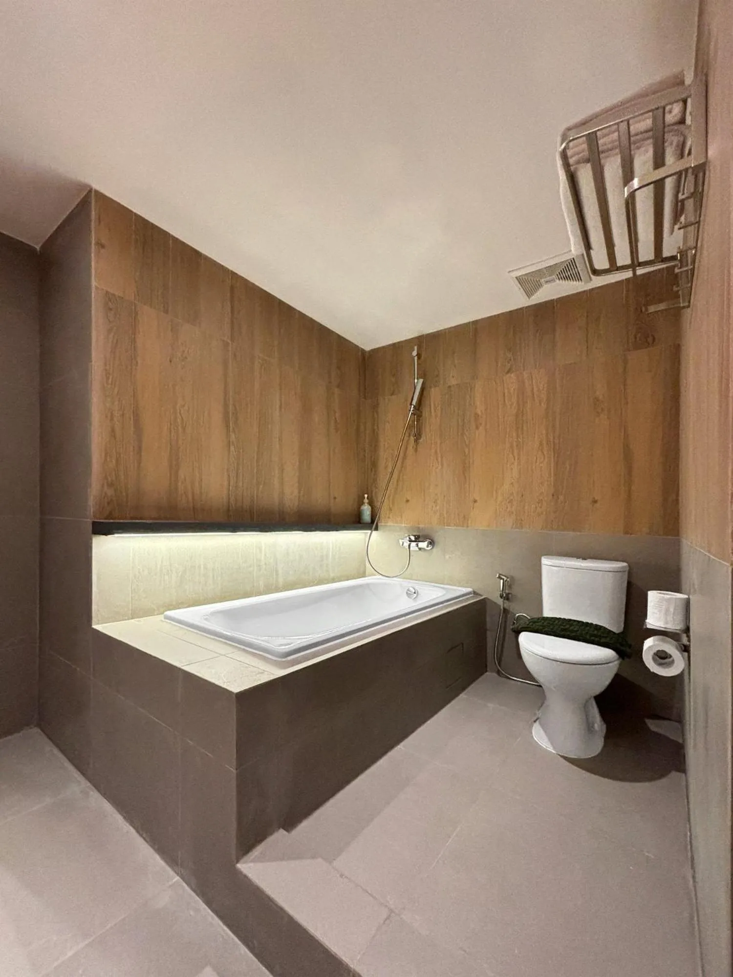 youre at - The Majesty Apartment