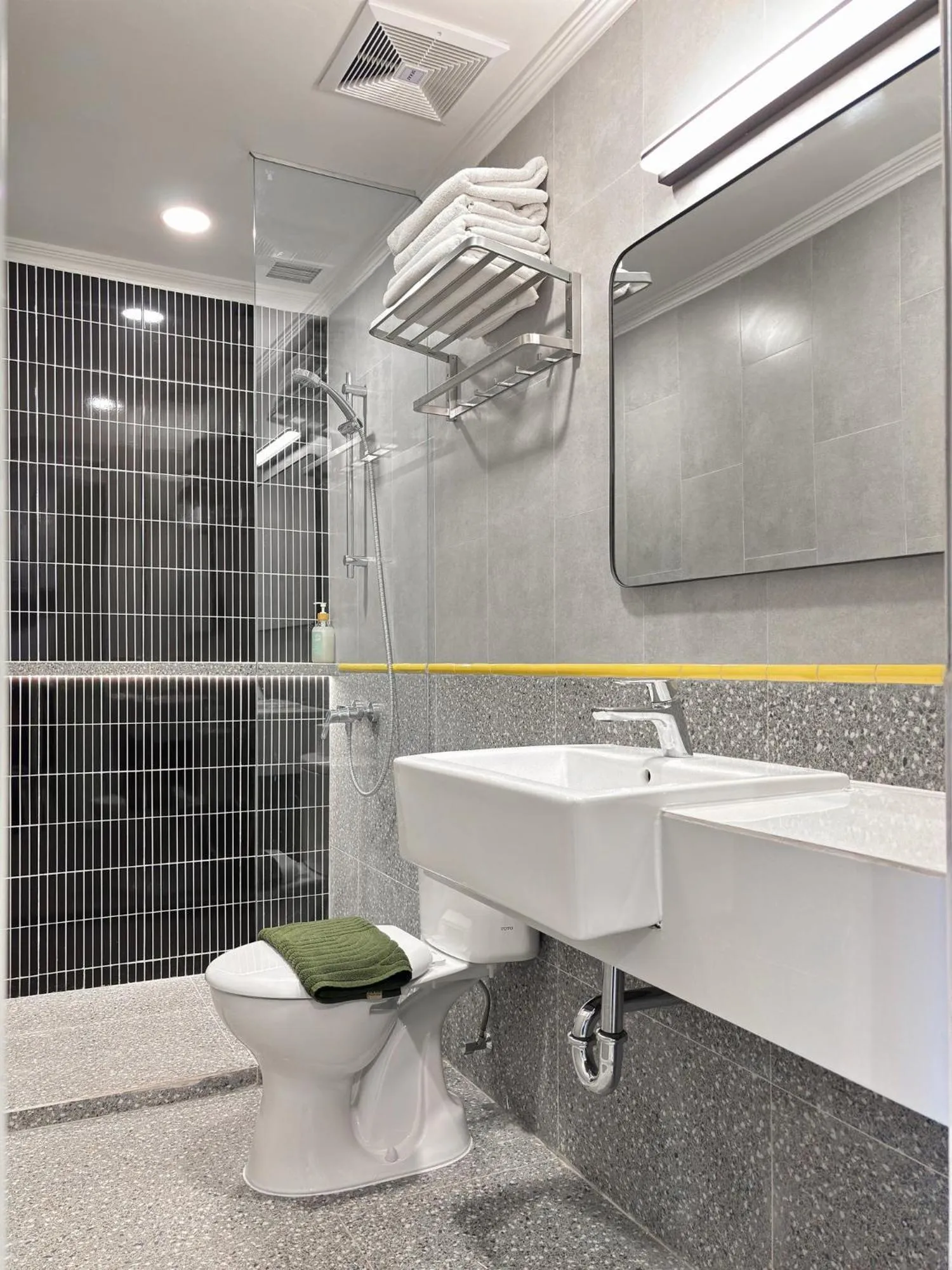 youre at - The Majesty Apartment