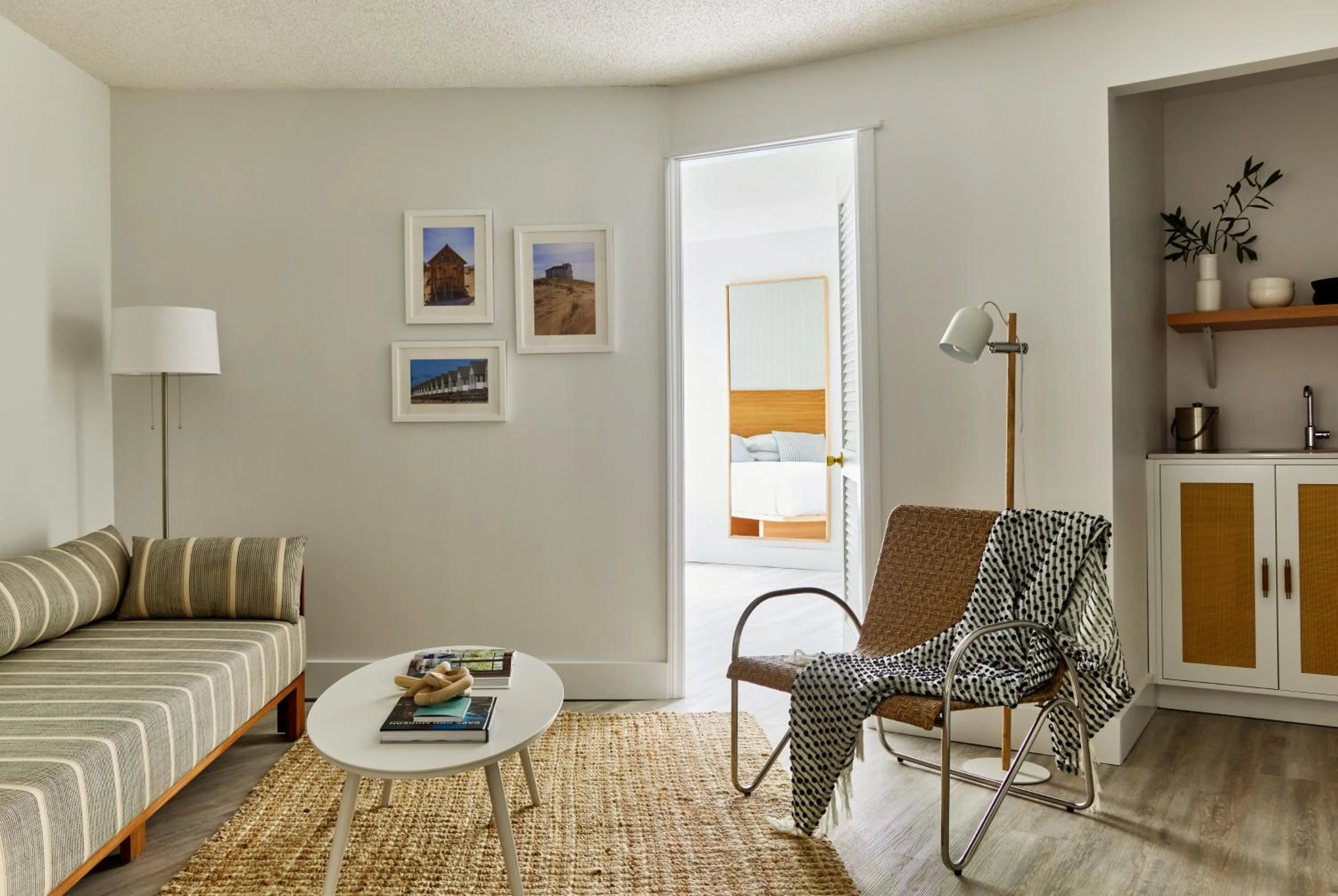 Living room in Parker Beach Lodge