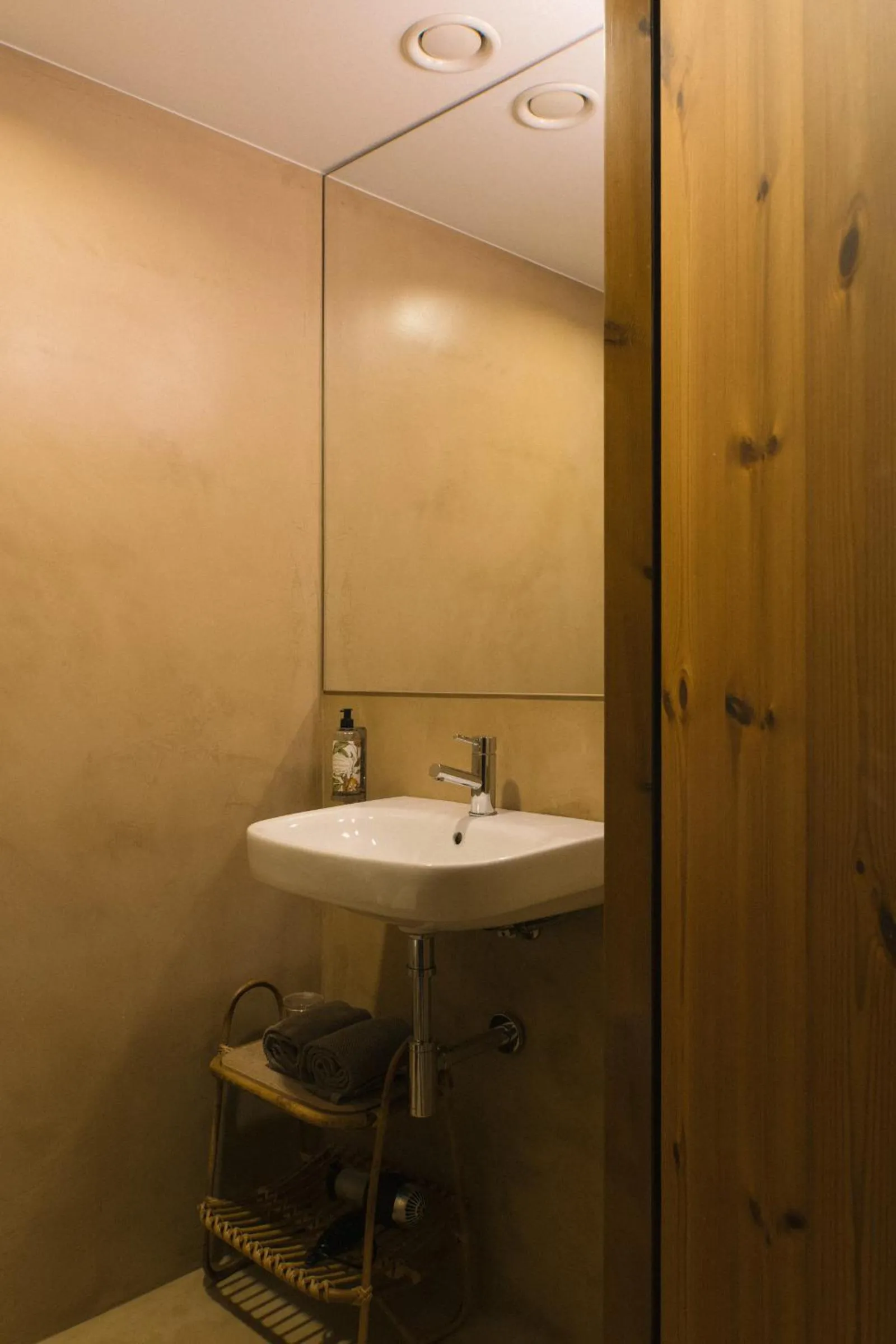 Bathroom in Outsite Porto Mouco