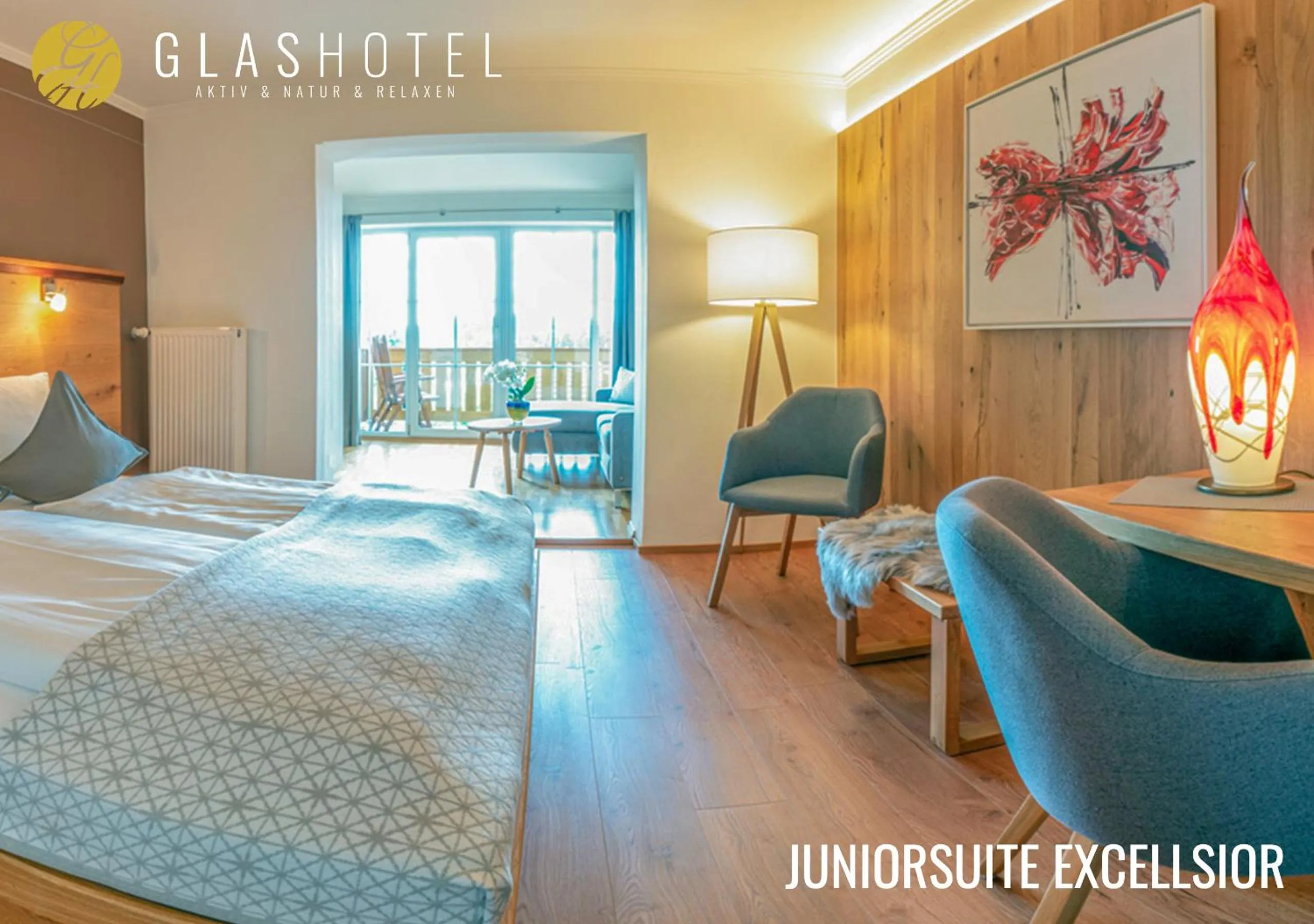 Living room, Bed in Glashotel