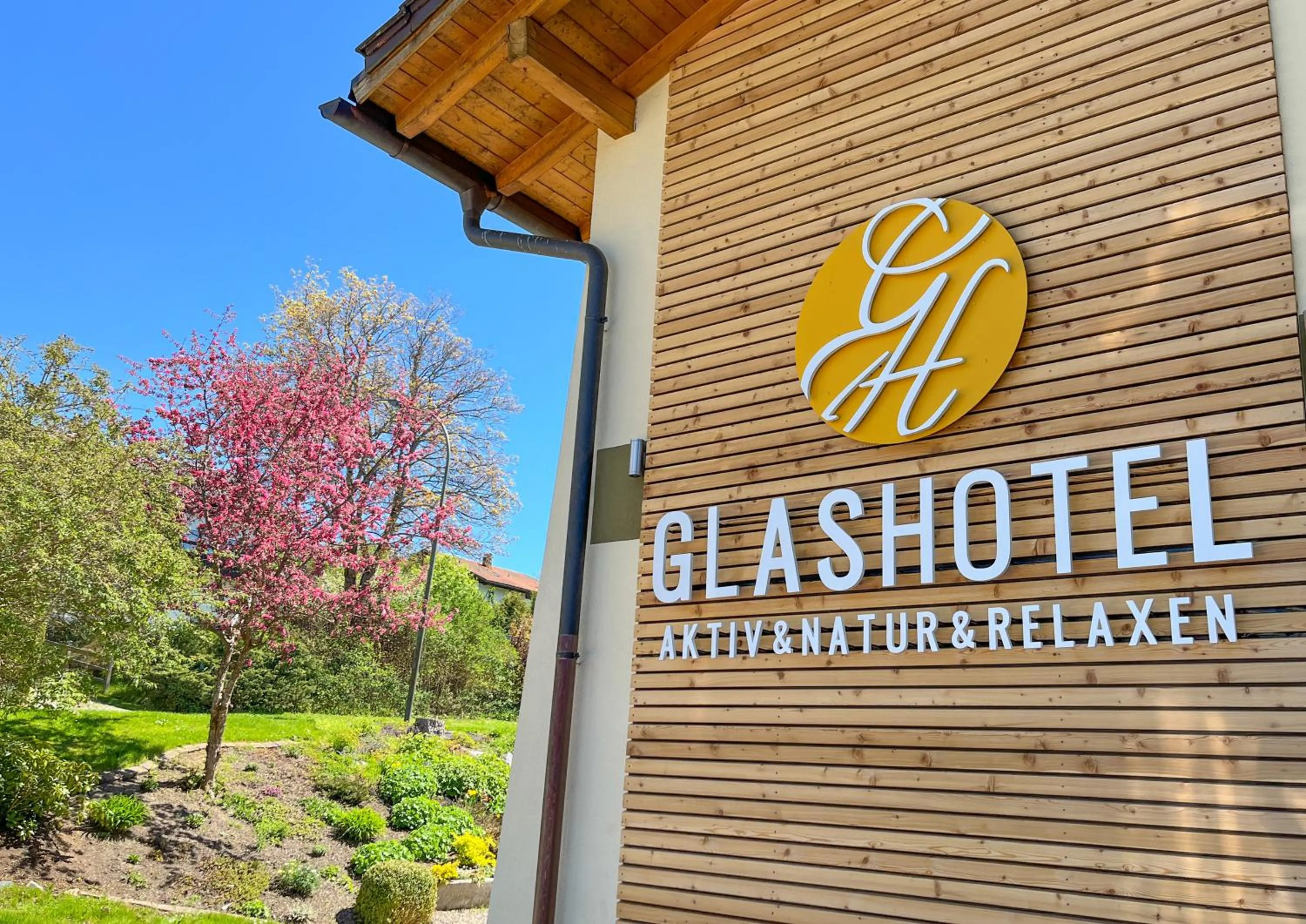 Property logo or sign in Glashotel