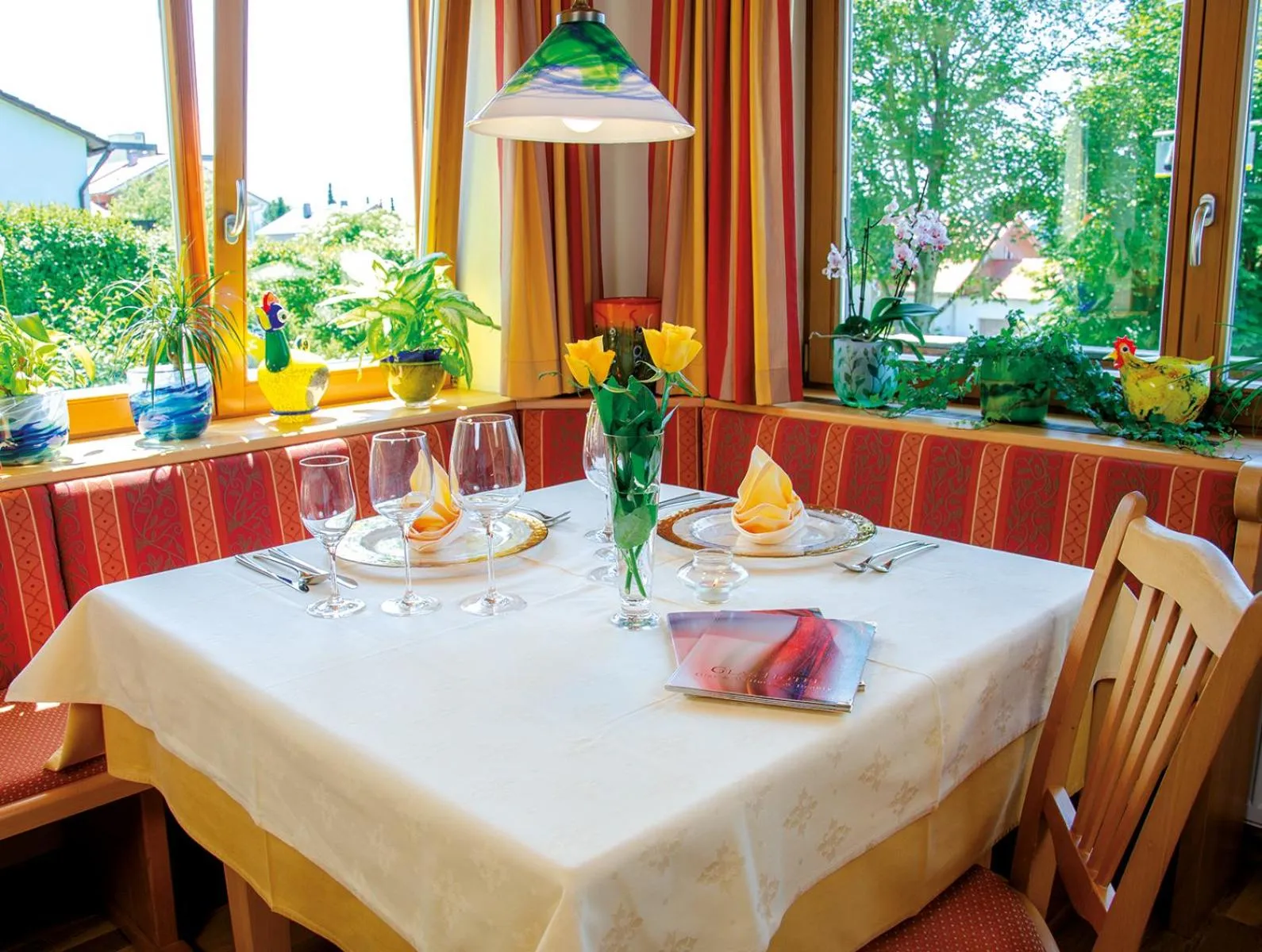 Restaurant/places to eat in Glashotel