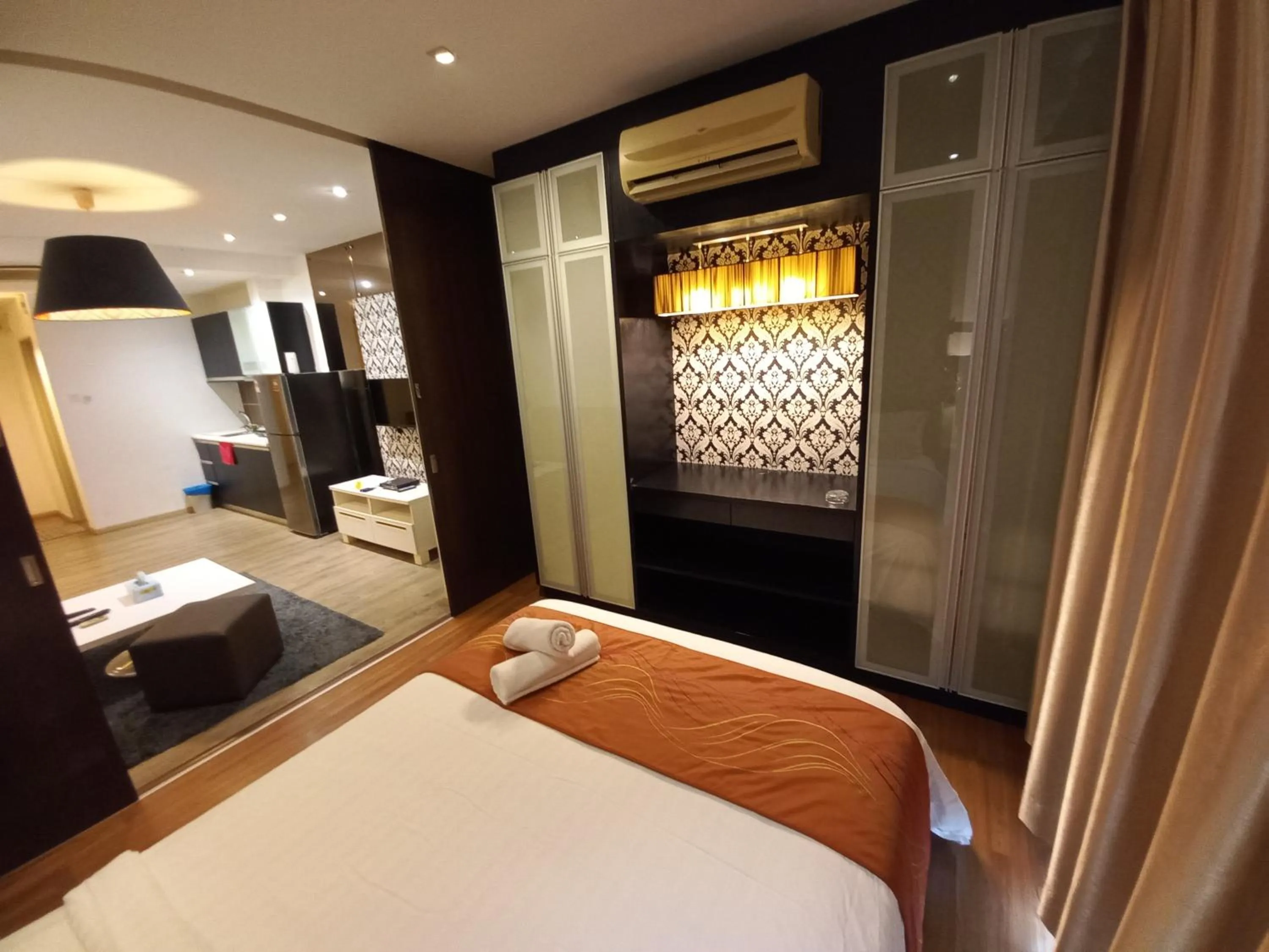 wardrobe, Bed in One Maxim Residence at Taragon