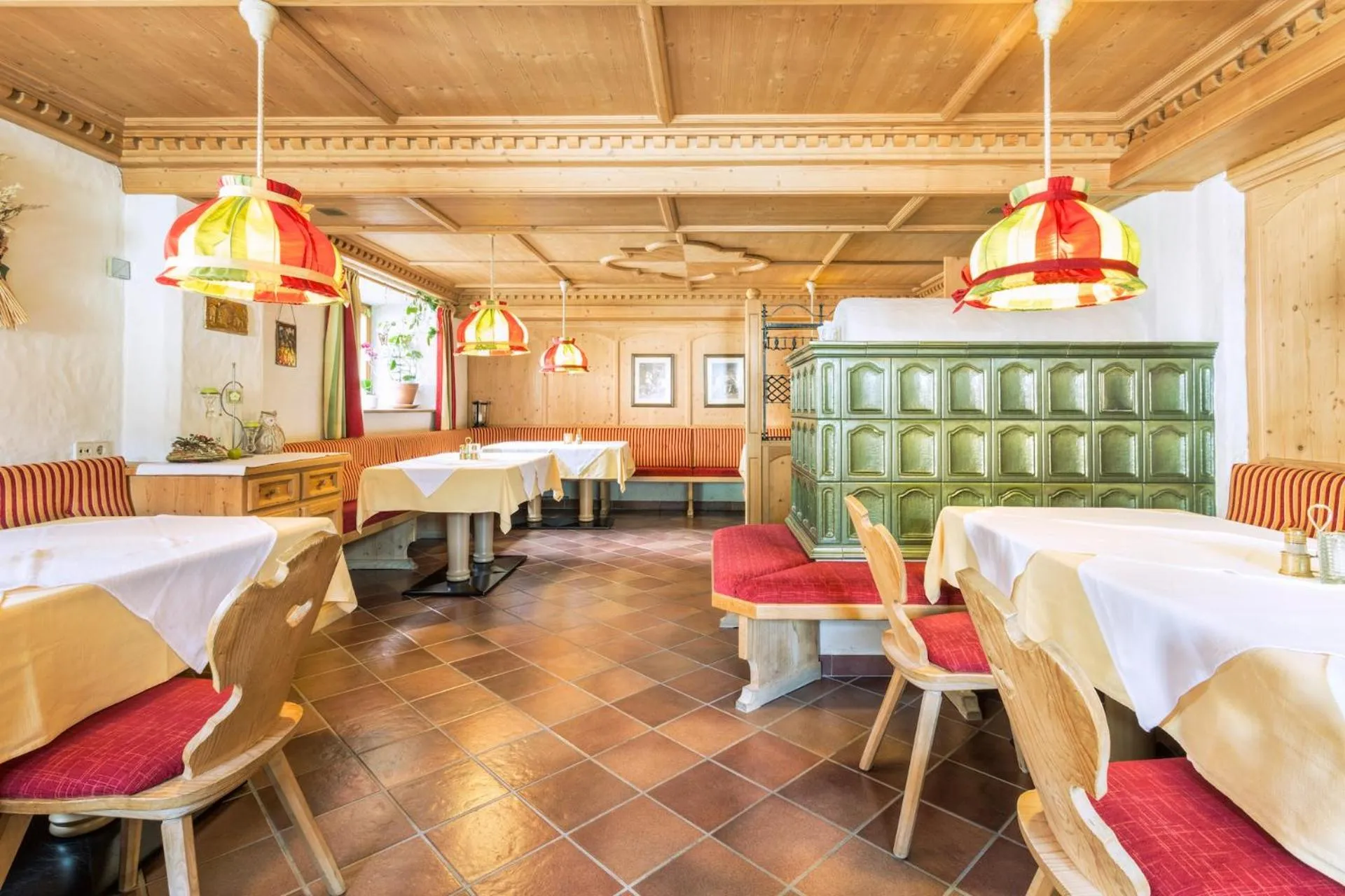 Dining area in Hotel Vitaloase zu den drei Brüdern