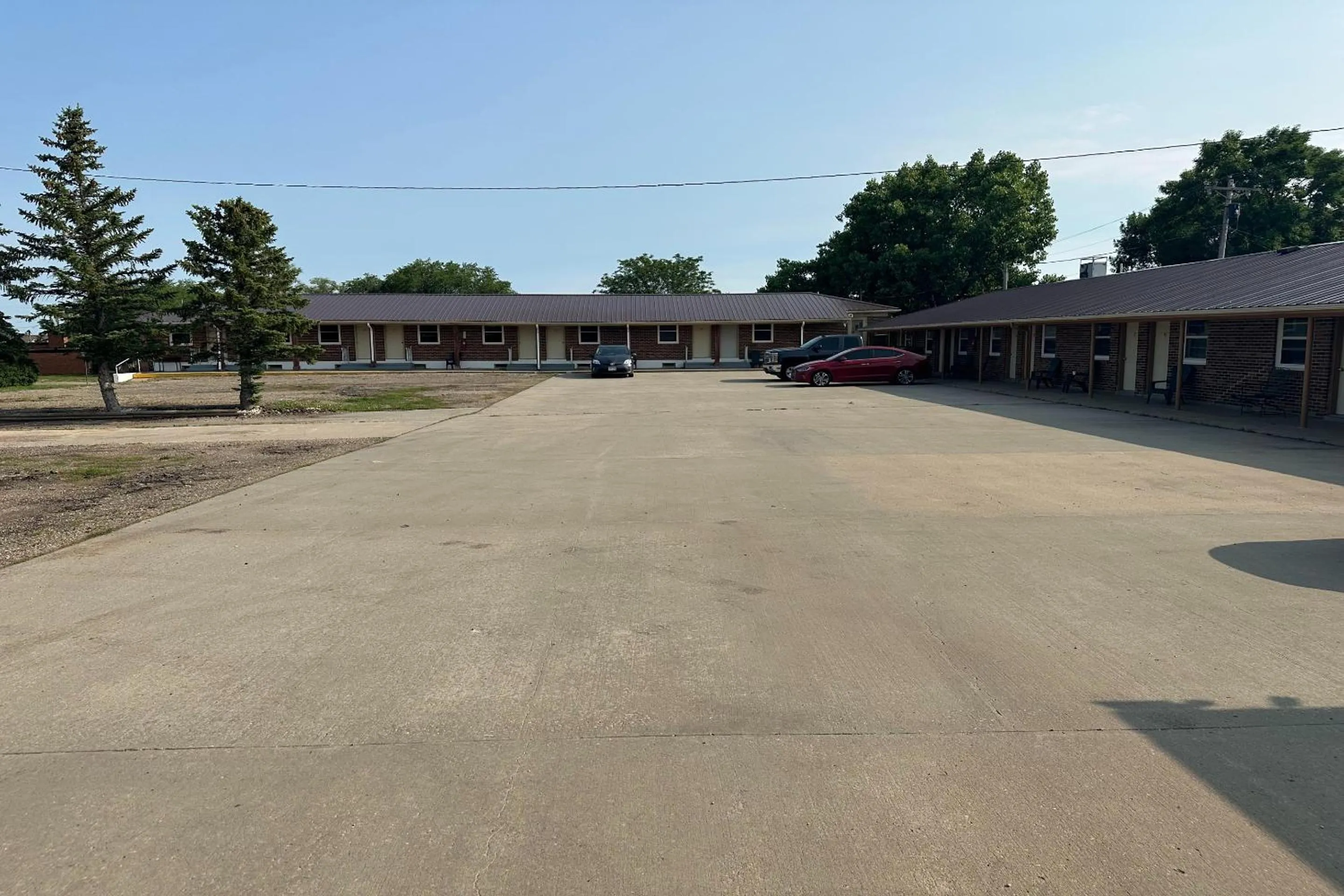 Facade/entrance in Love Hotels Murdo by OYO on Interstate 90