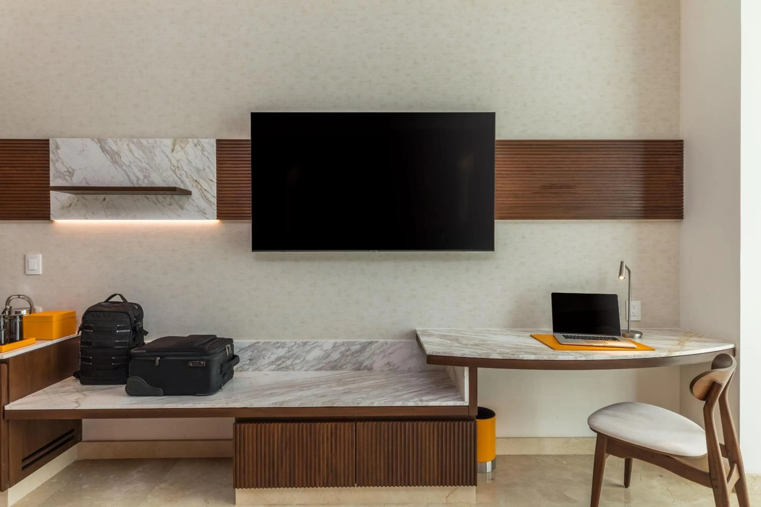 Photo of the whole room in Camino Real Mérida