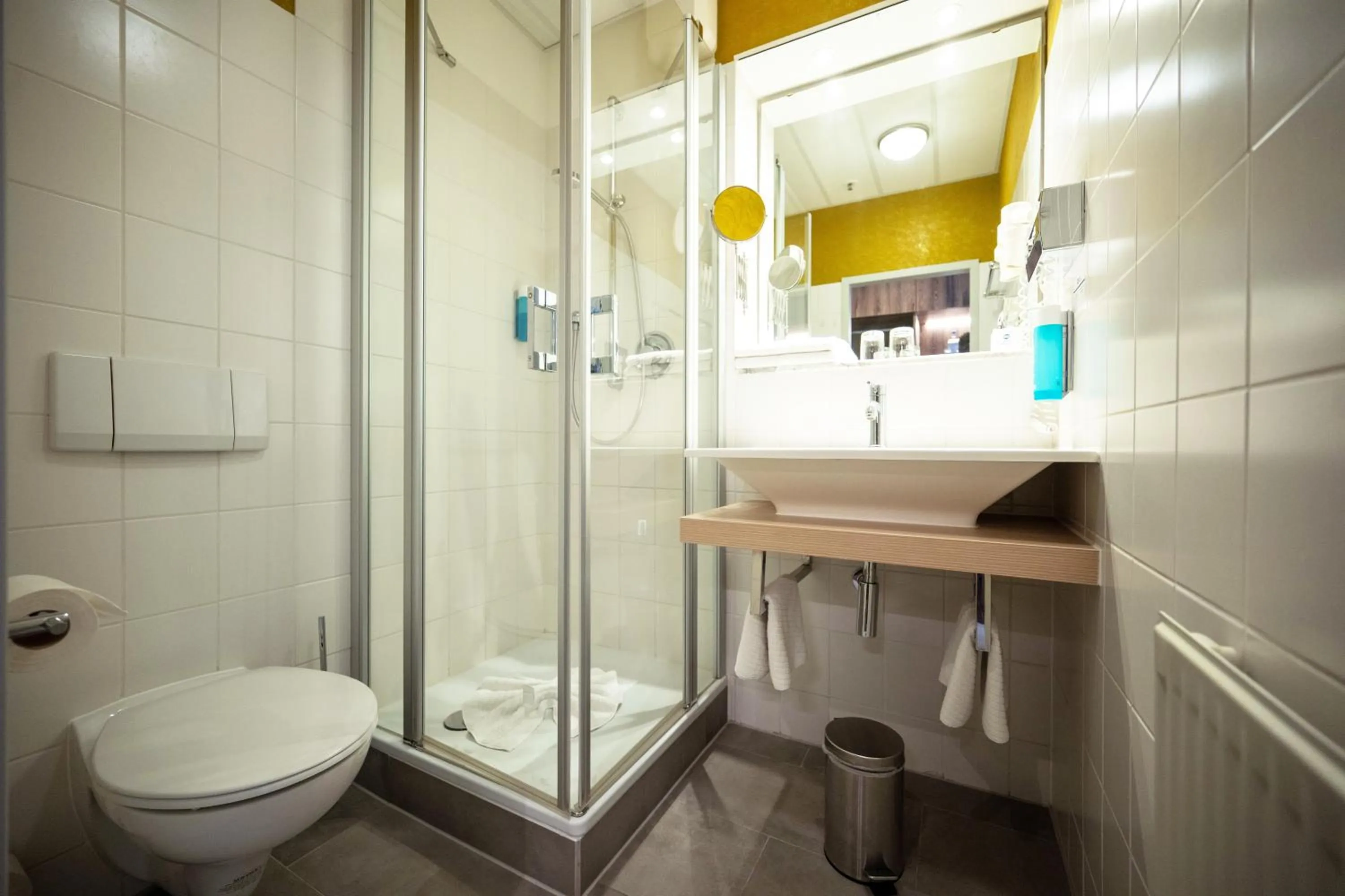 Bathroom in Best Western Hotel Prisma