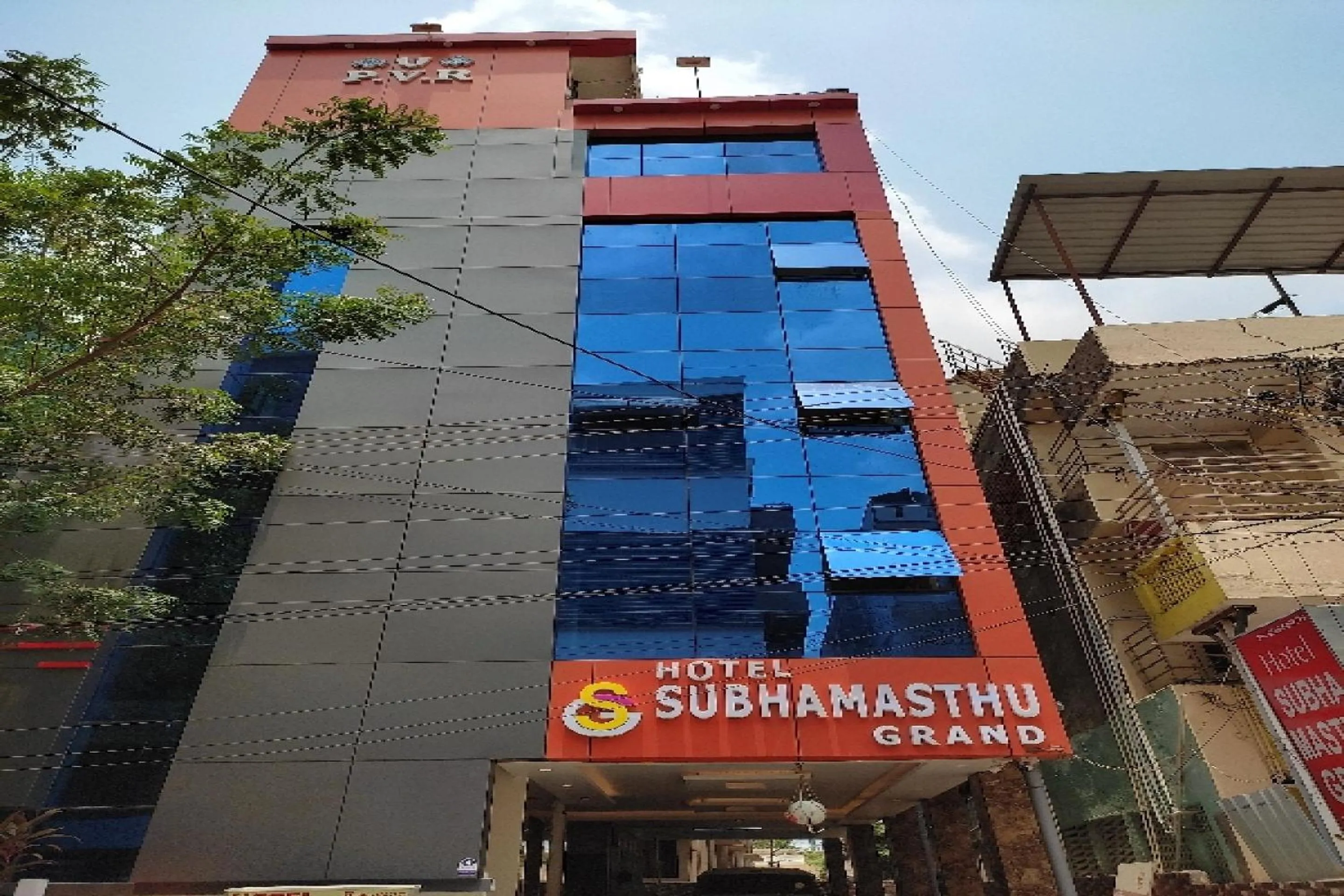 Facade/entrance in Collection O Sri Subhamastu Grand