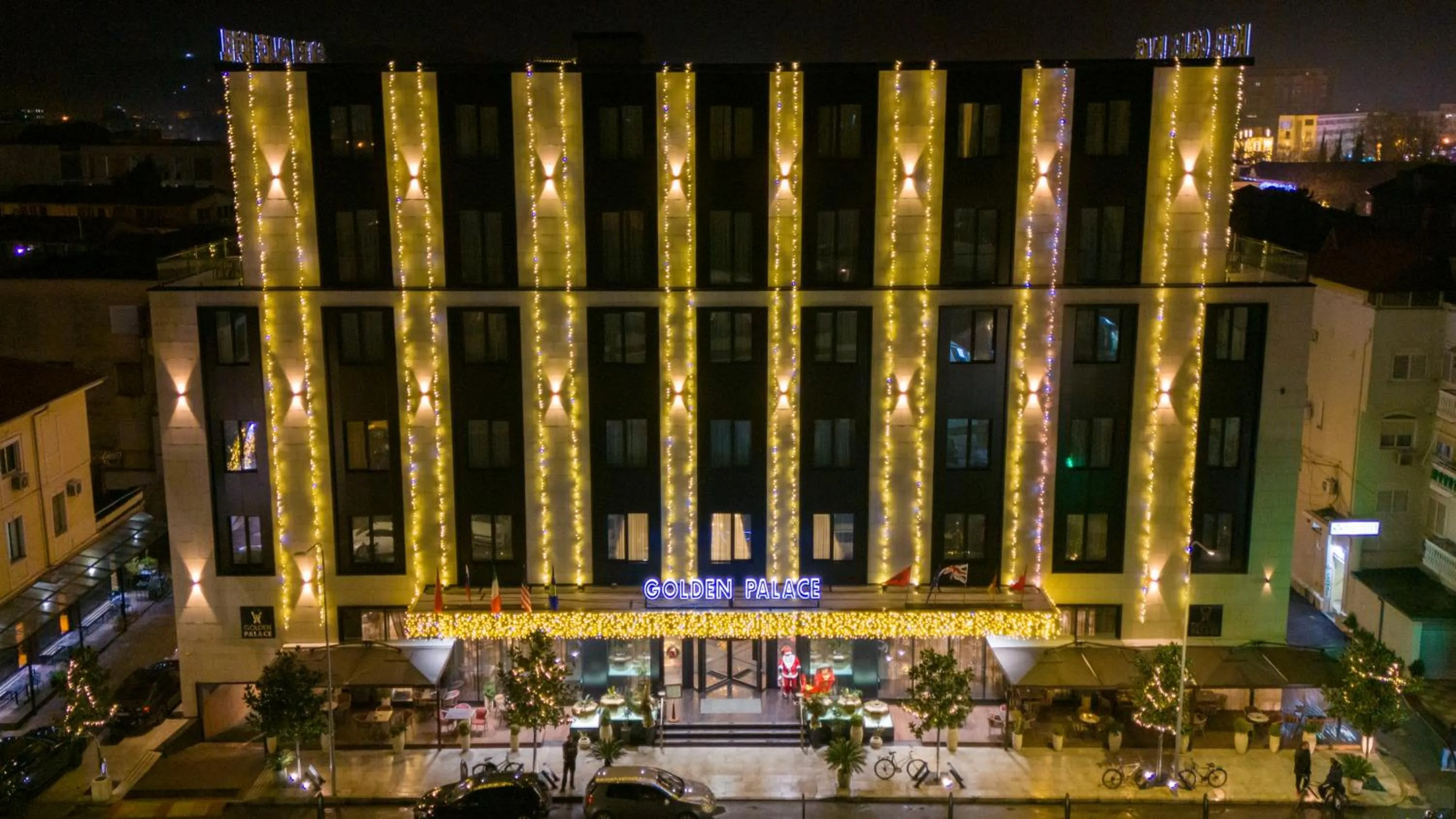 Property building in Hotel Golden Palace
